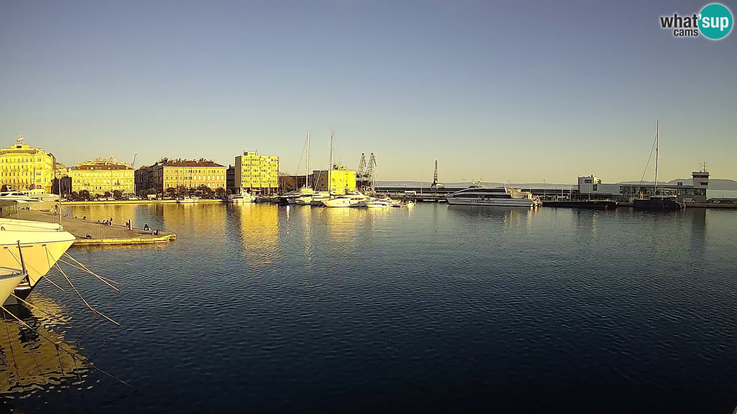 Rijeka – Botel Marina web kamera