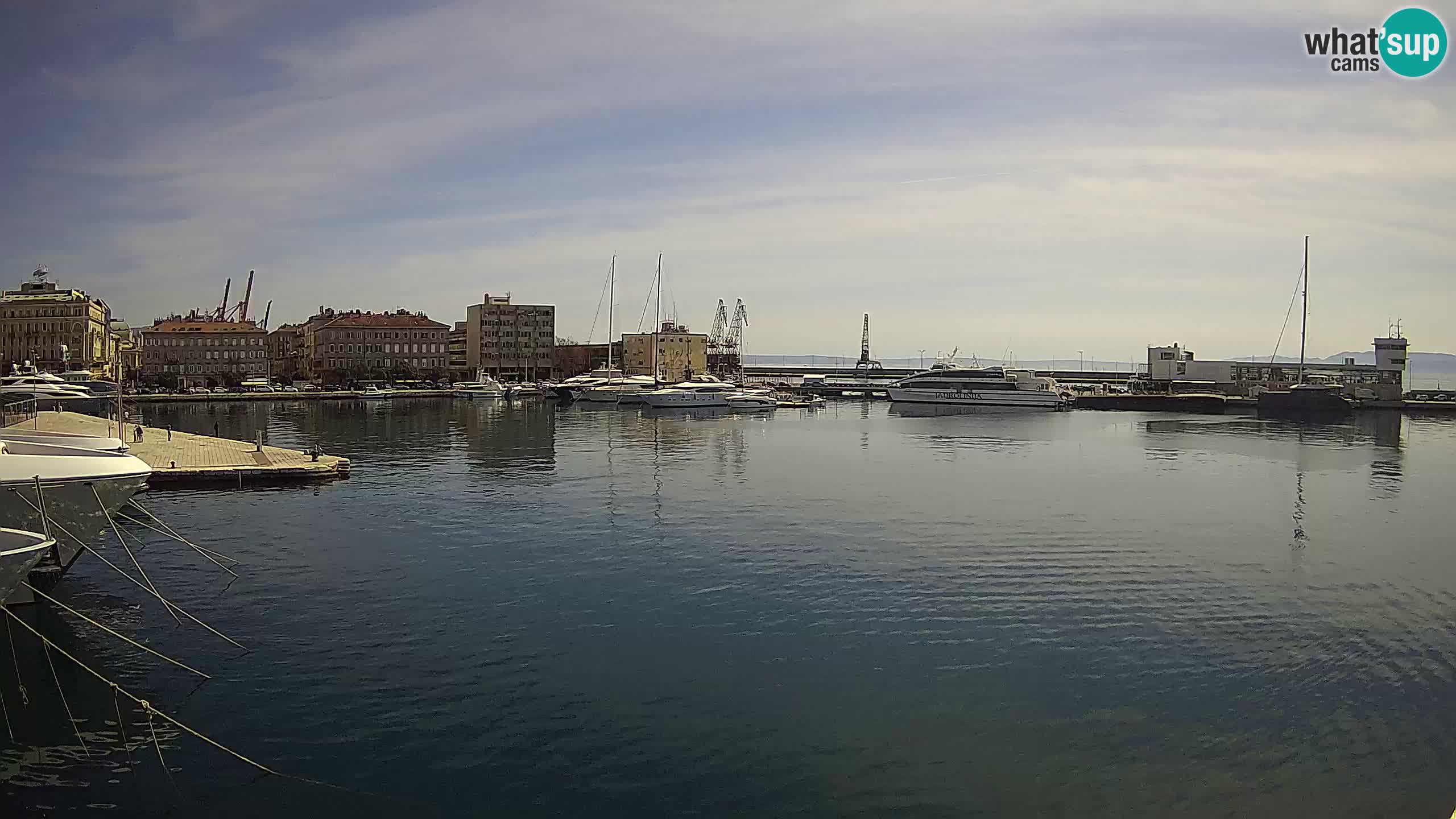 Reka – Botel Marina spletna kamera