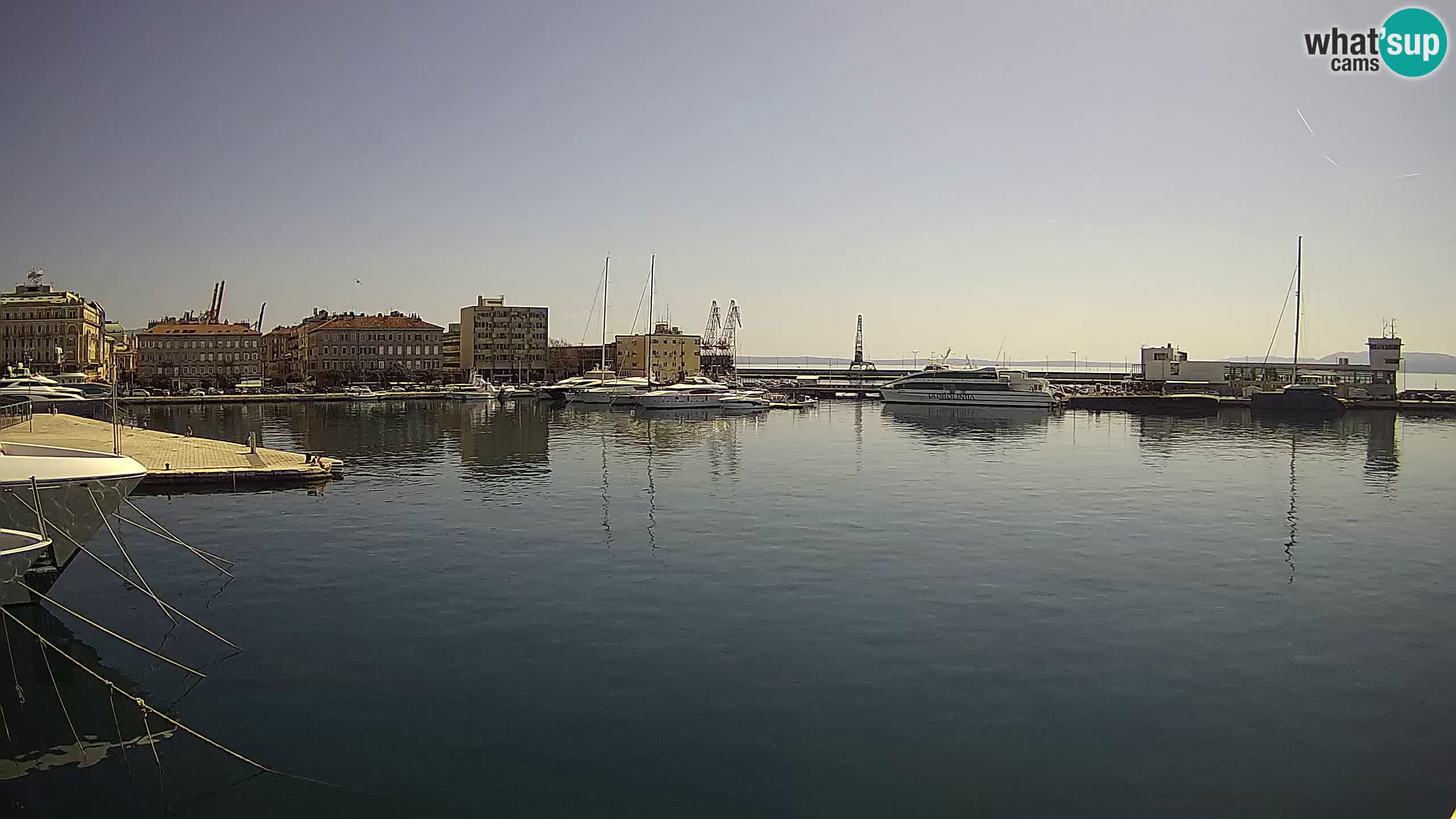Botel Marina cámara web en vivo Rijeka