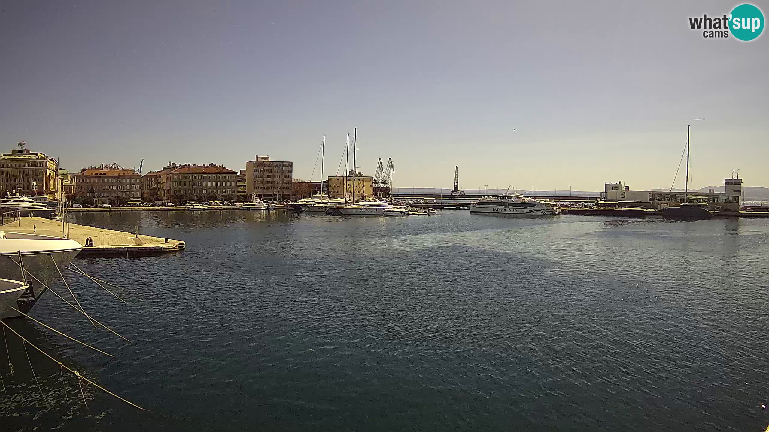 Botel Marina cámara web en vivo Rijeka