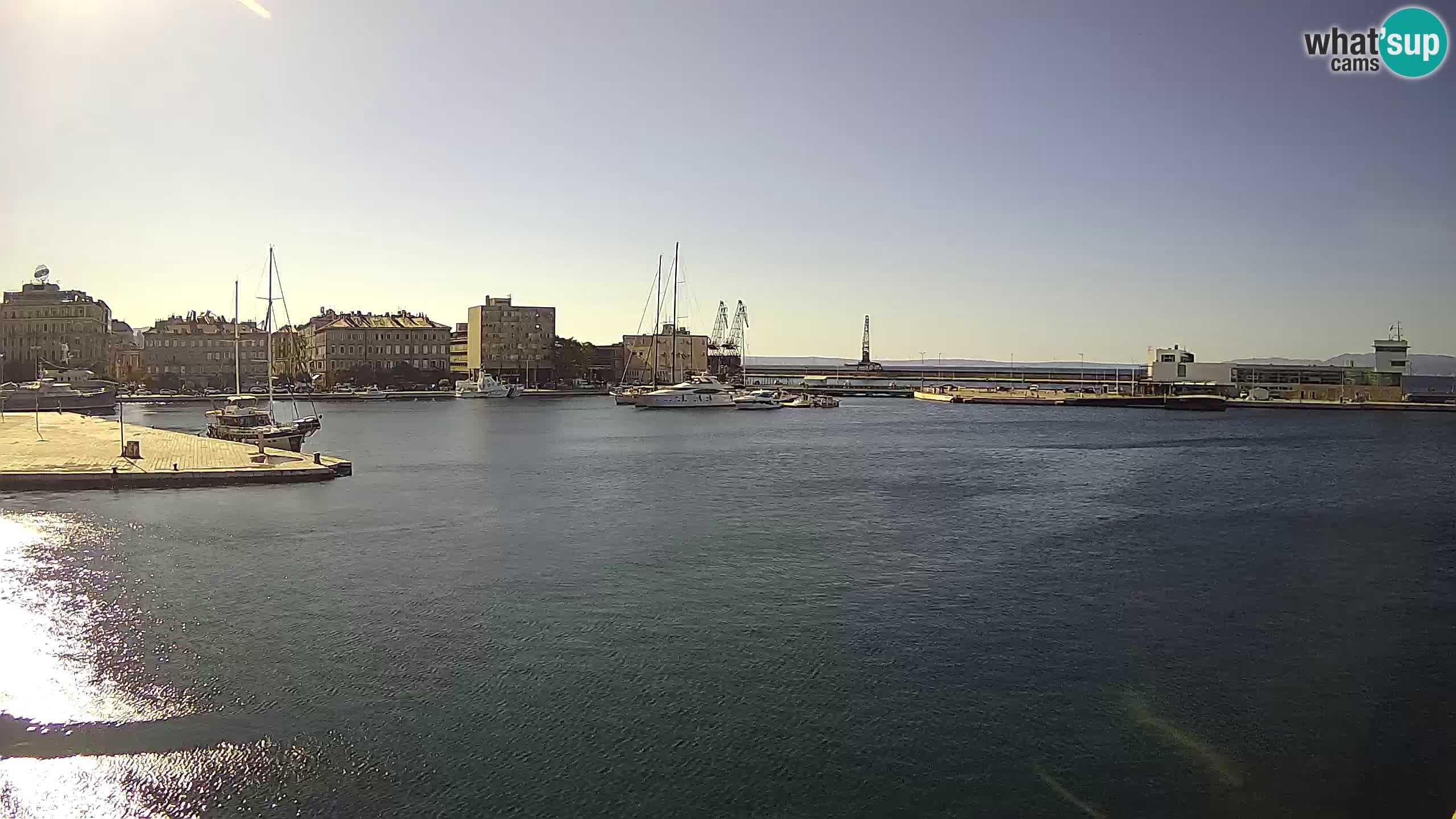 Reka – Botel Marina spletna kamera