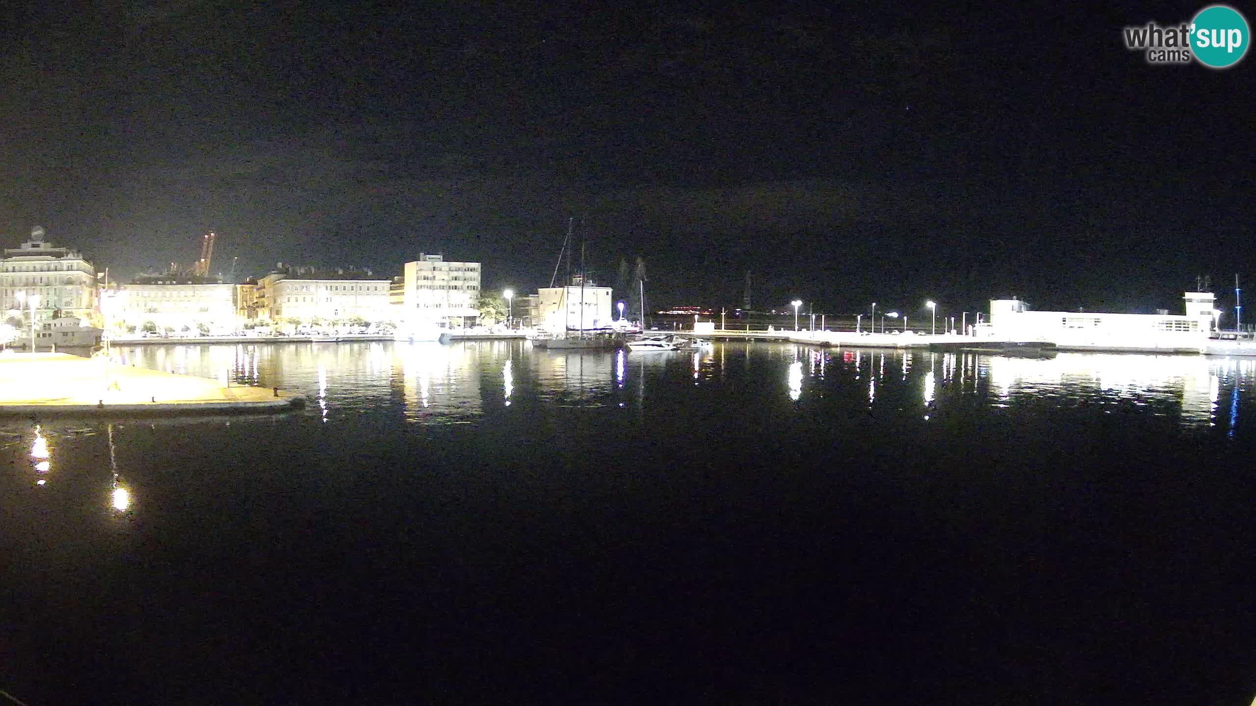 Reka – Botel Marina spletna kamera