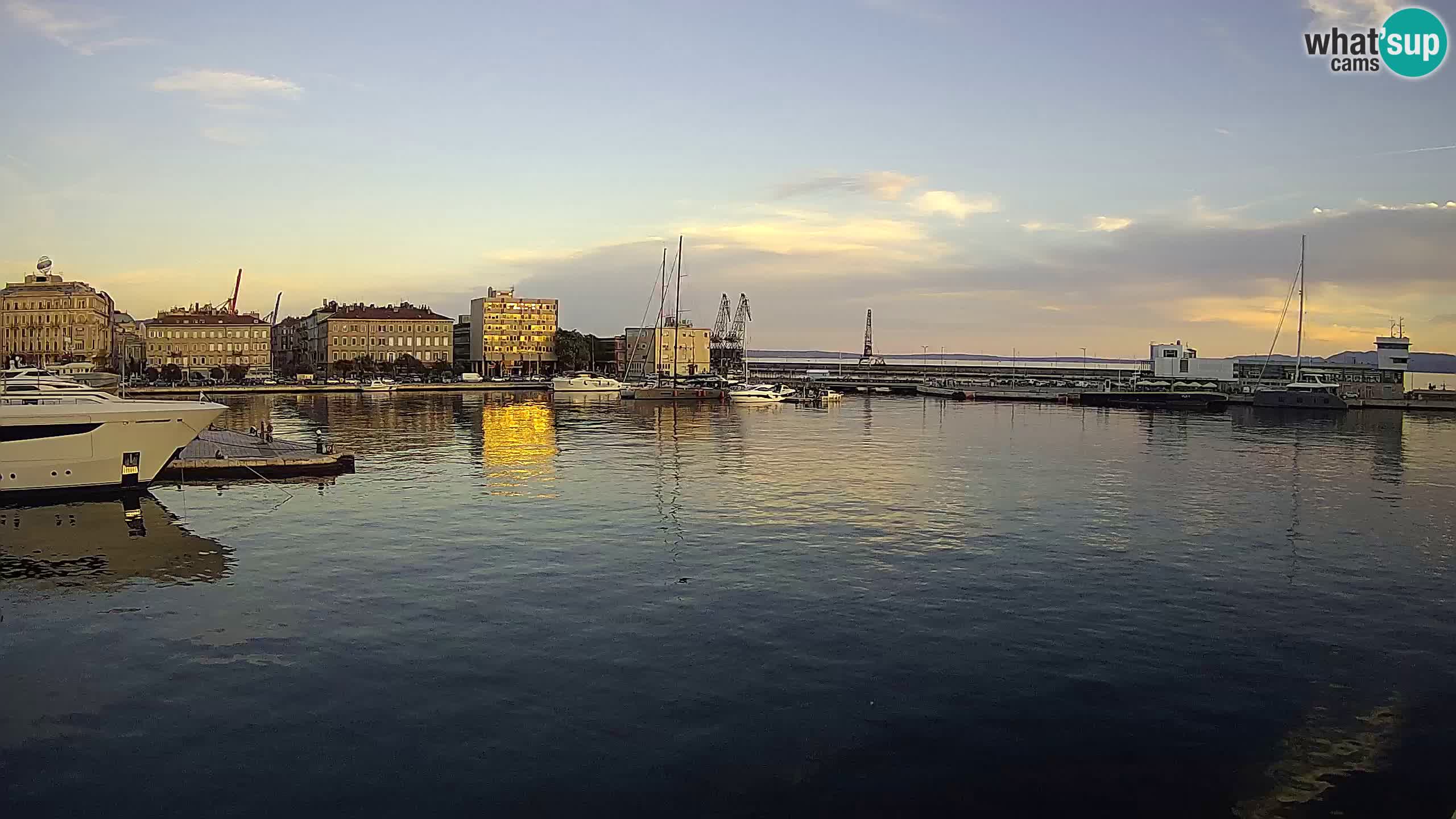 Botel Marina – Rijeka webcam