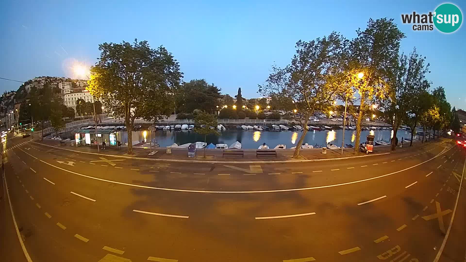 Reka – pogled na Trsat in Sušak