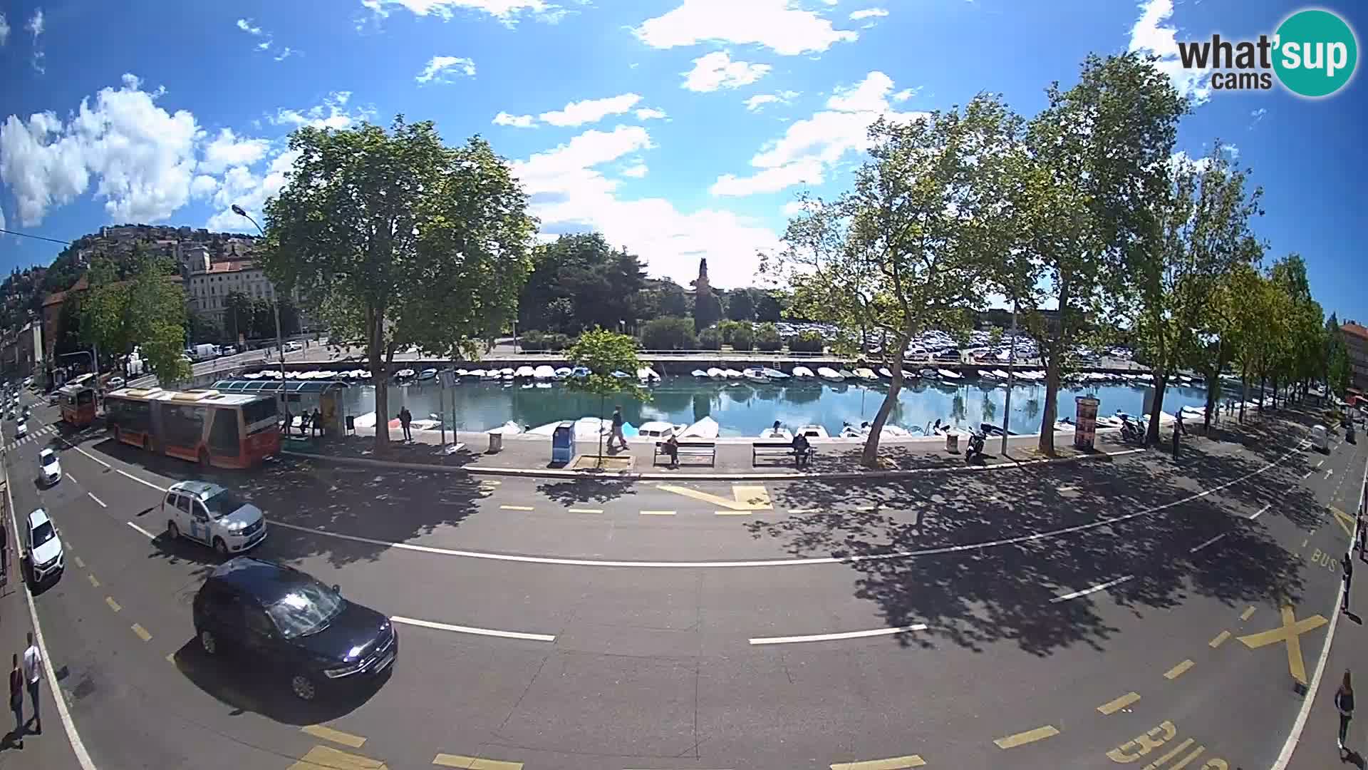 Reka – pogled na Trsat in Sušak