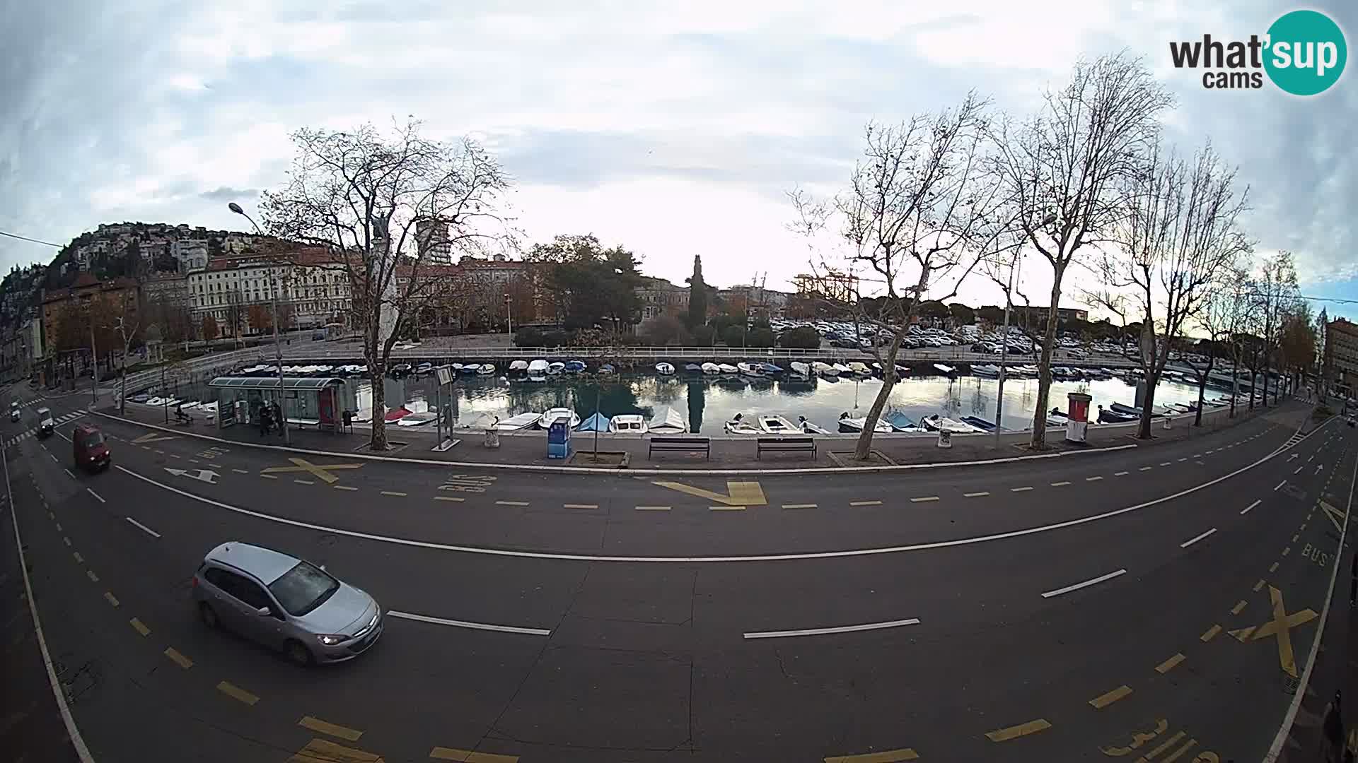 Reka – pogled na Trsat in Sušak