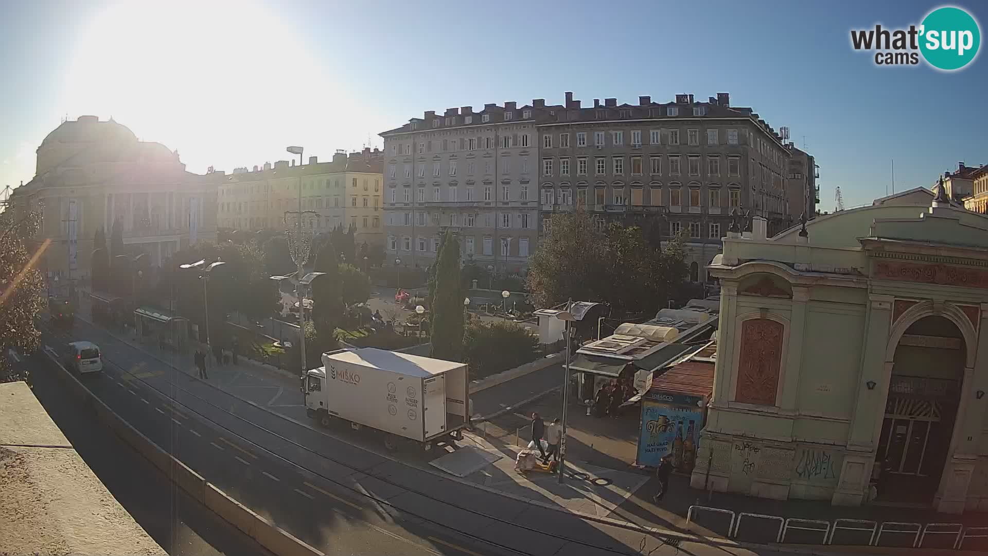 Webcam Rijeka – Park et Théâtre national croate Ivan pl. Zajc