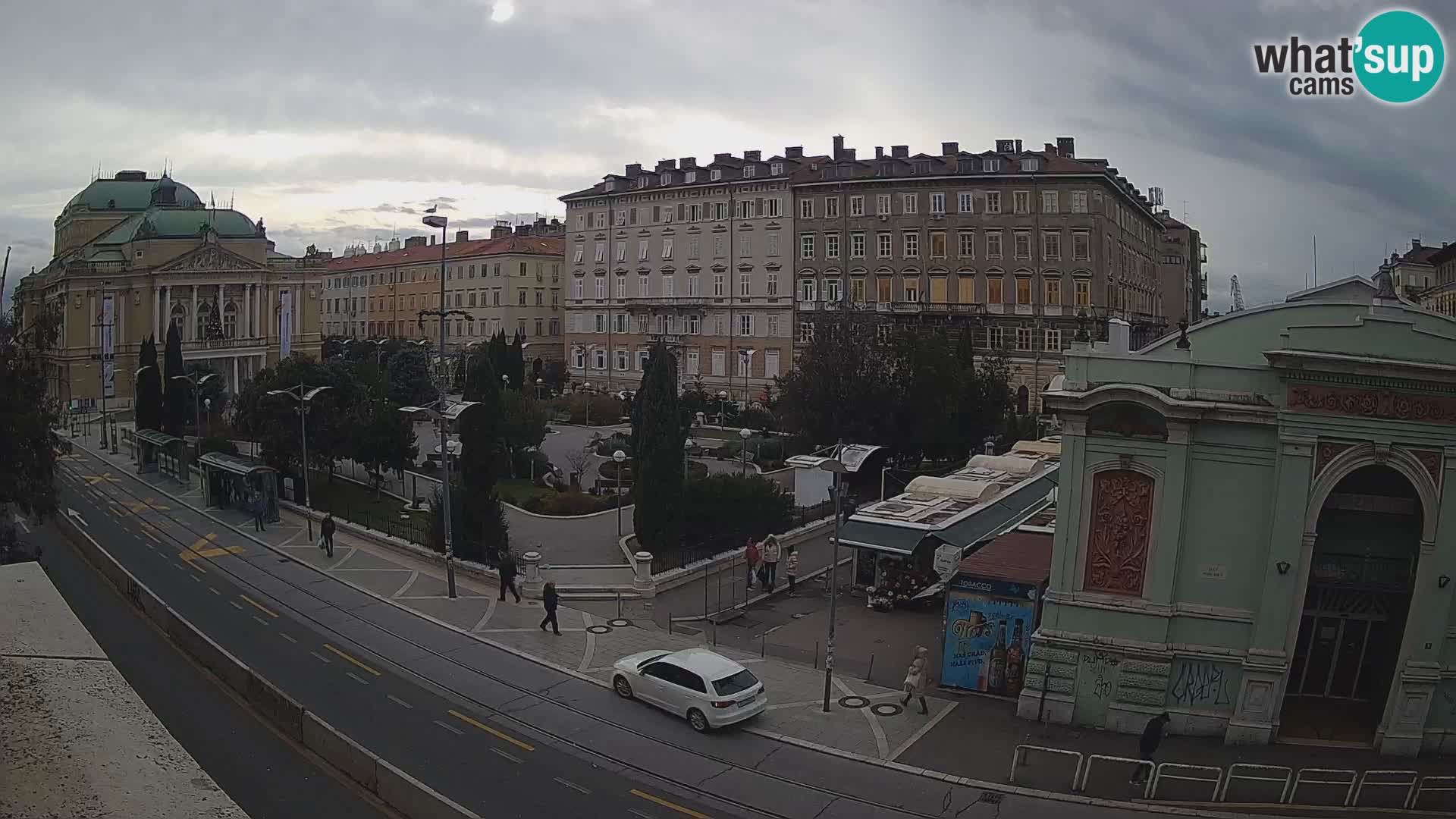 Webcam Rijeka – Park and  Croatian National Theatre Ivan pl. Zajc