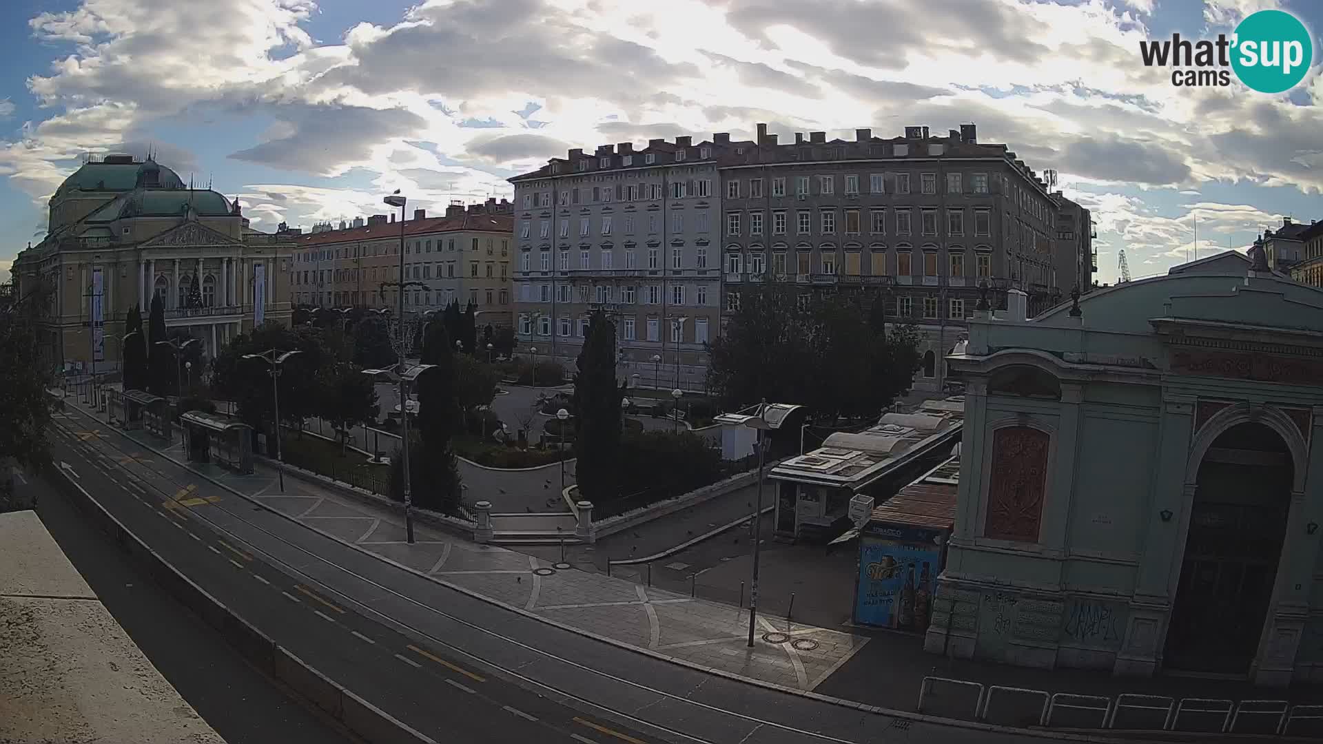 Webcam Rijeka – Park et Théâtre national croate Ivan pl. Zajc