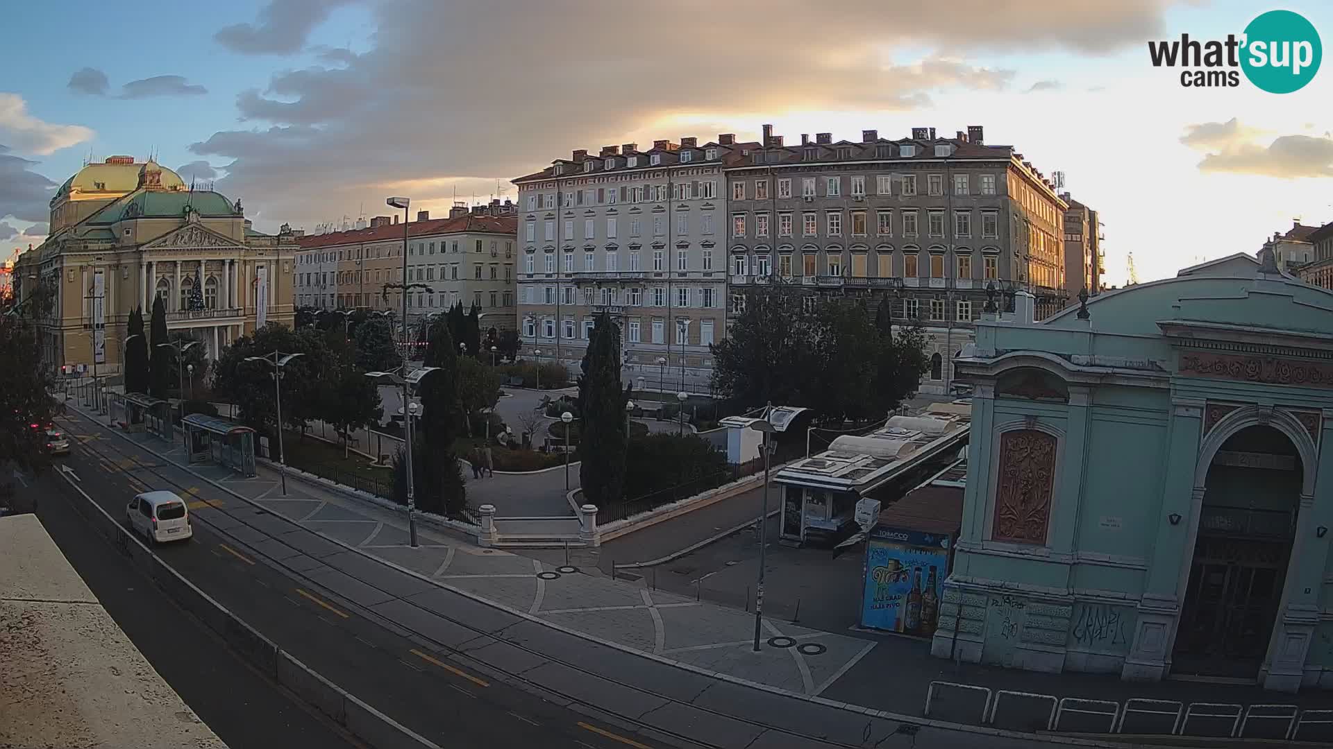 Webcam Rijeka – Parque i Teatro Nacional Croato Ivan pl. Zajc