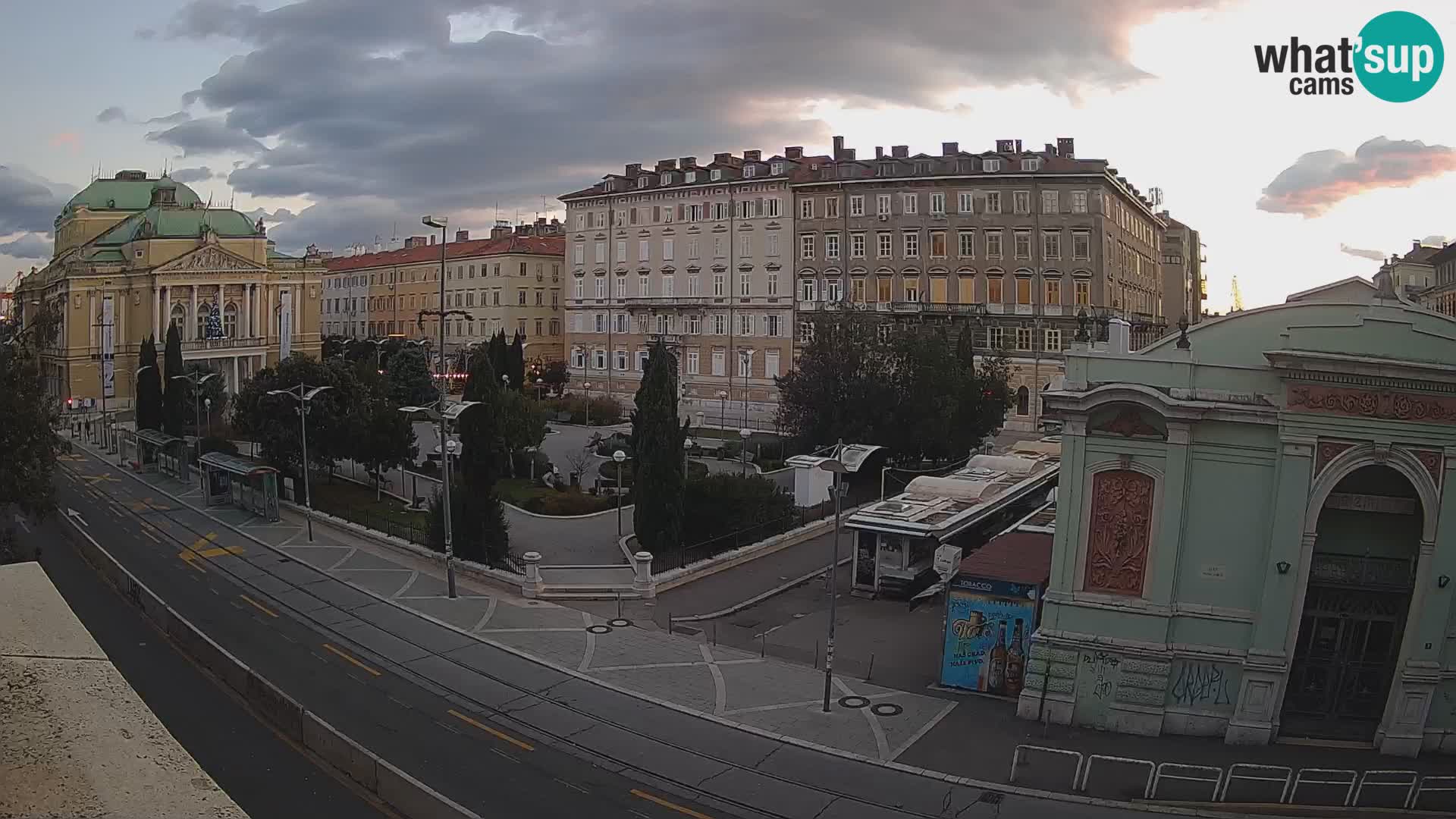 Webcam Rijeka – Park et Théâtre national croate Ivan pl. Zajc