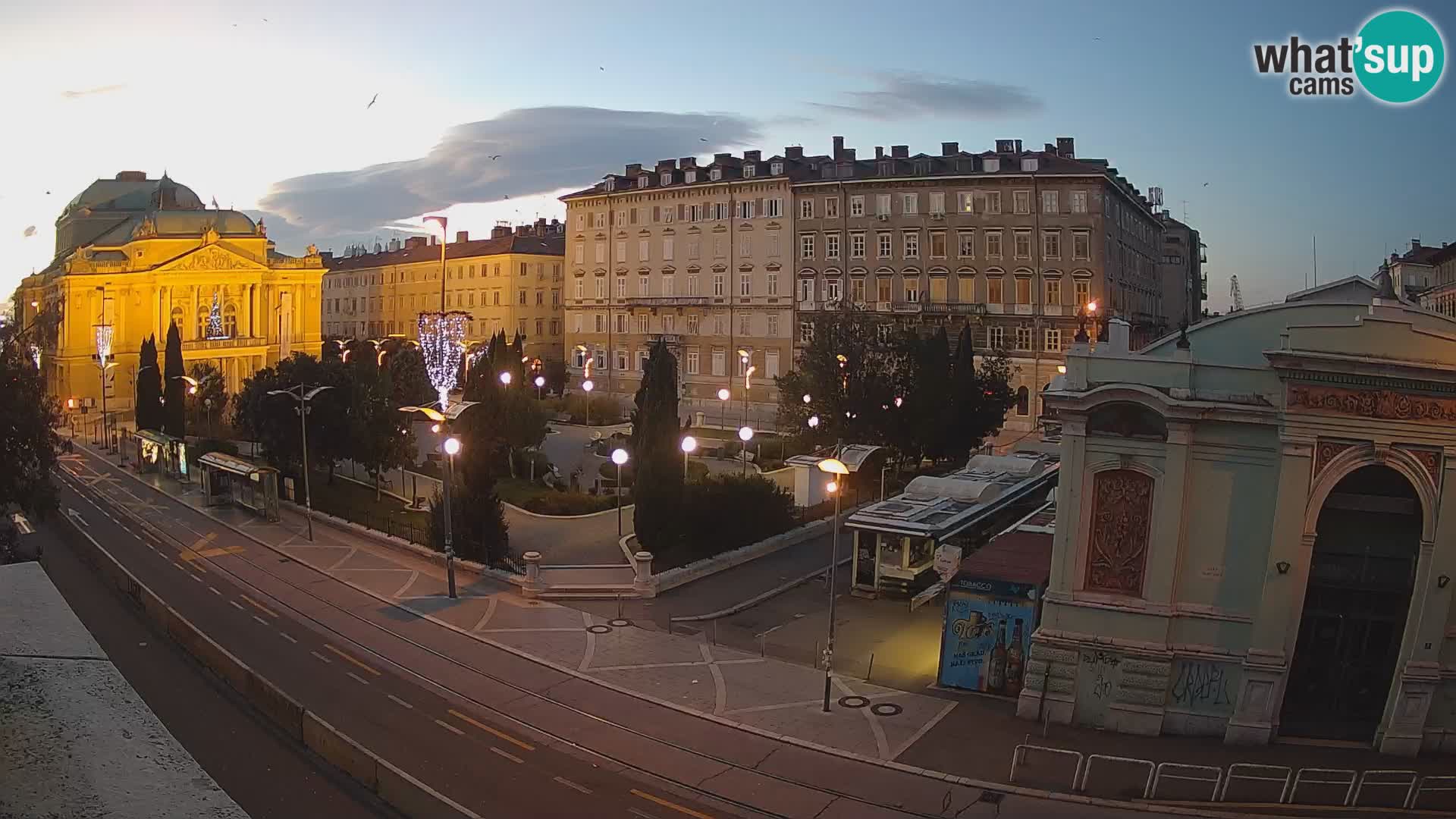 Webcam Rijeka – Park et Théâtre national croate Ivan pl. Zajc