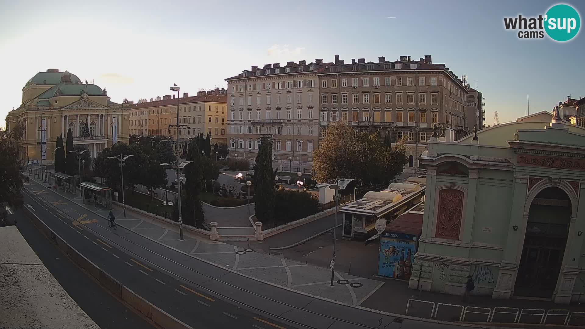 Webcam Rijeka – Park et Théâtre national croate Ivan pl. Zajc