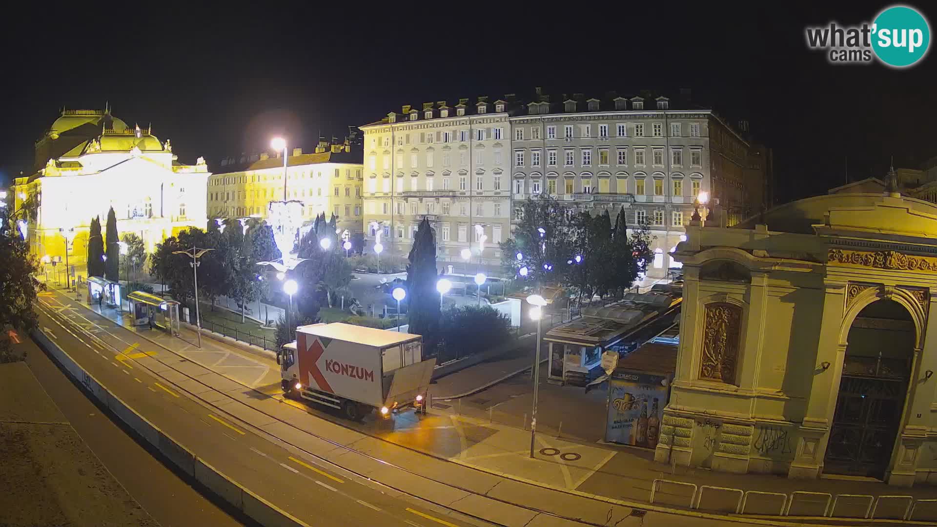 Webcam Rijeka – Park and  Croatian National Theatre Ivan pl. Zajc