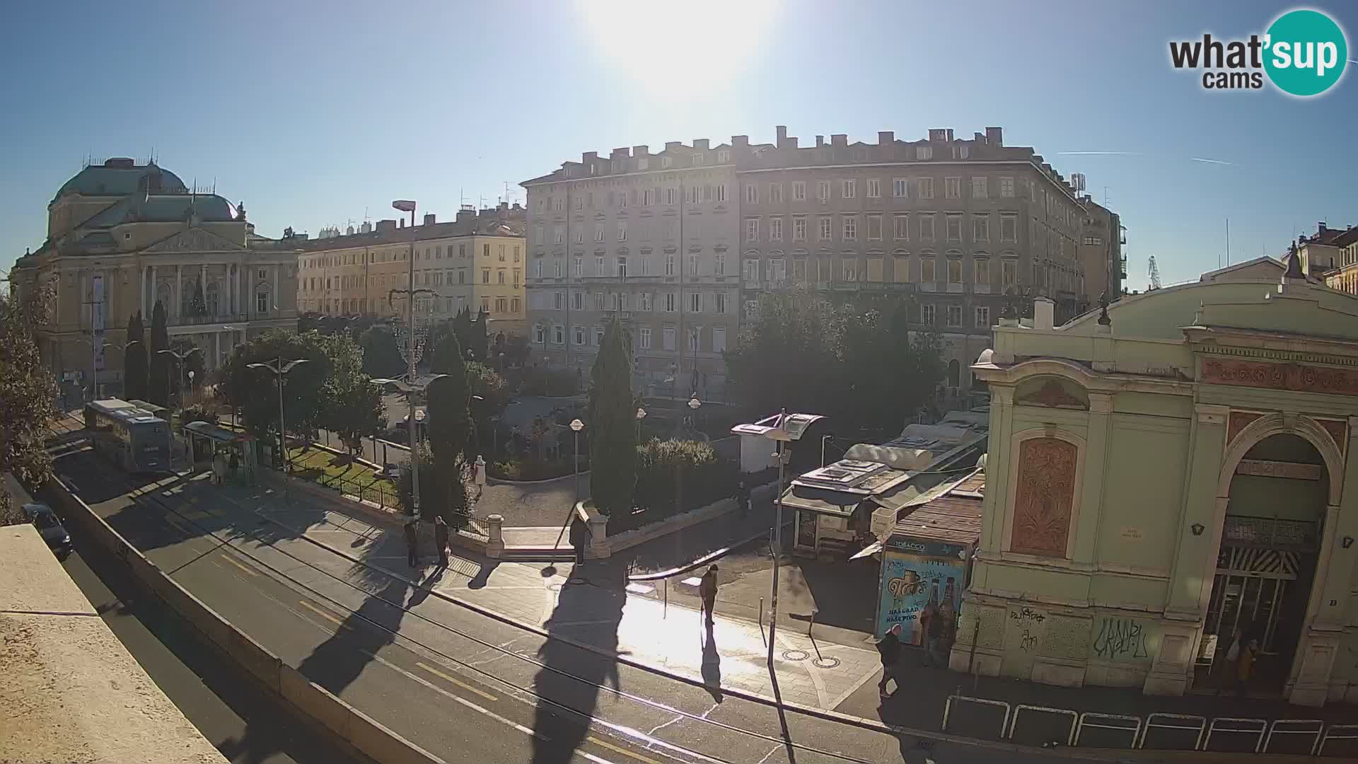 Webcam Rijeka – Park et Théâtre national croate Ivan pl. Zajc