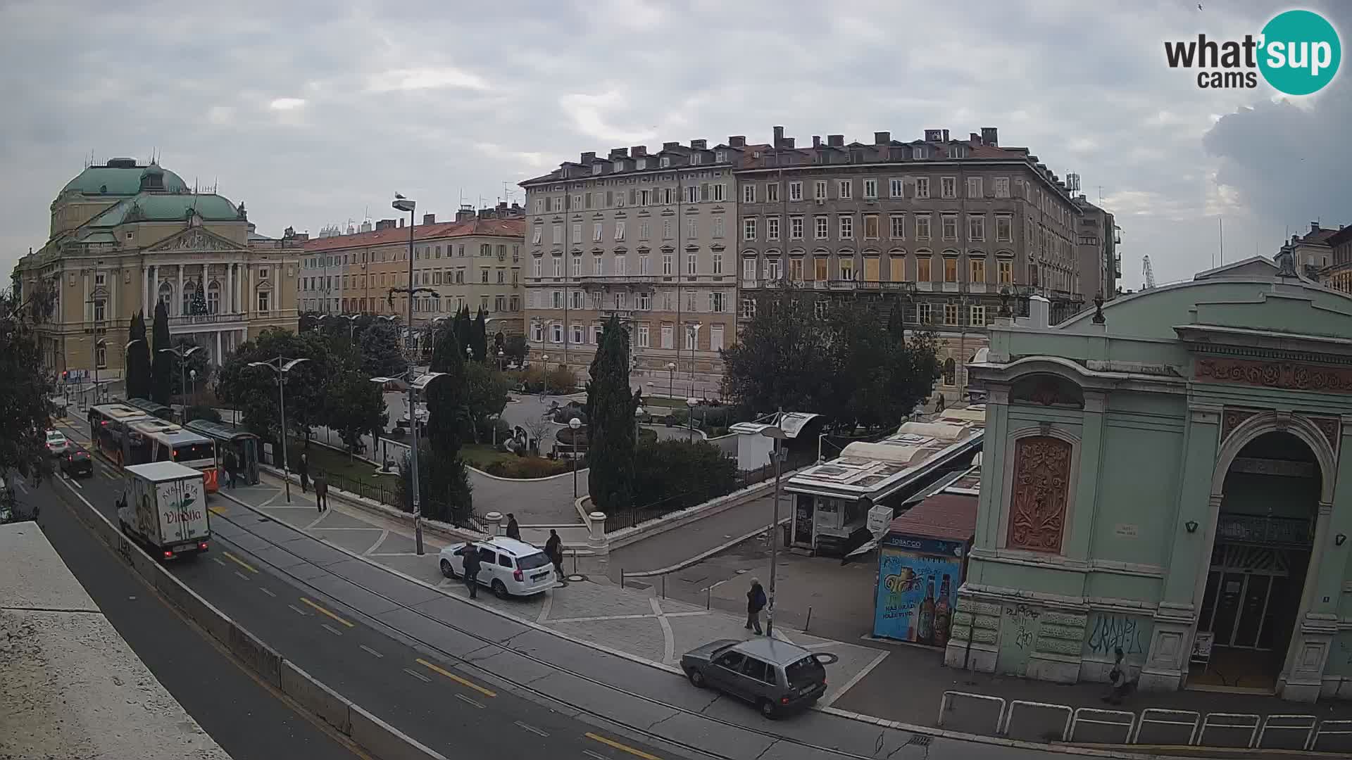 Webcam Rijeka – Park et Théâtre national croate Ivan pl. Zajc