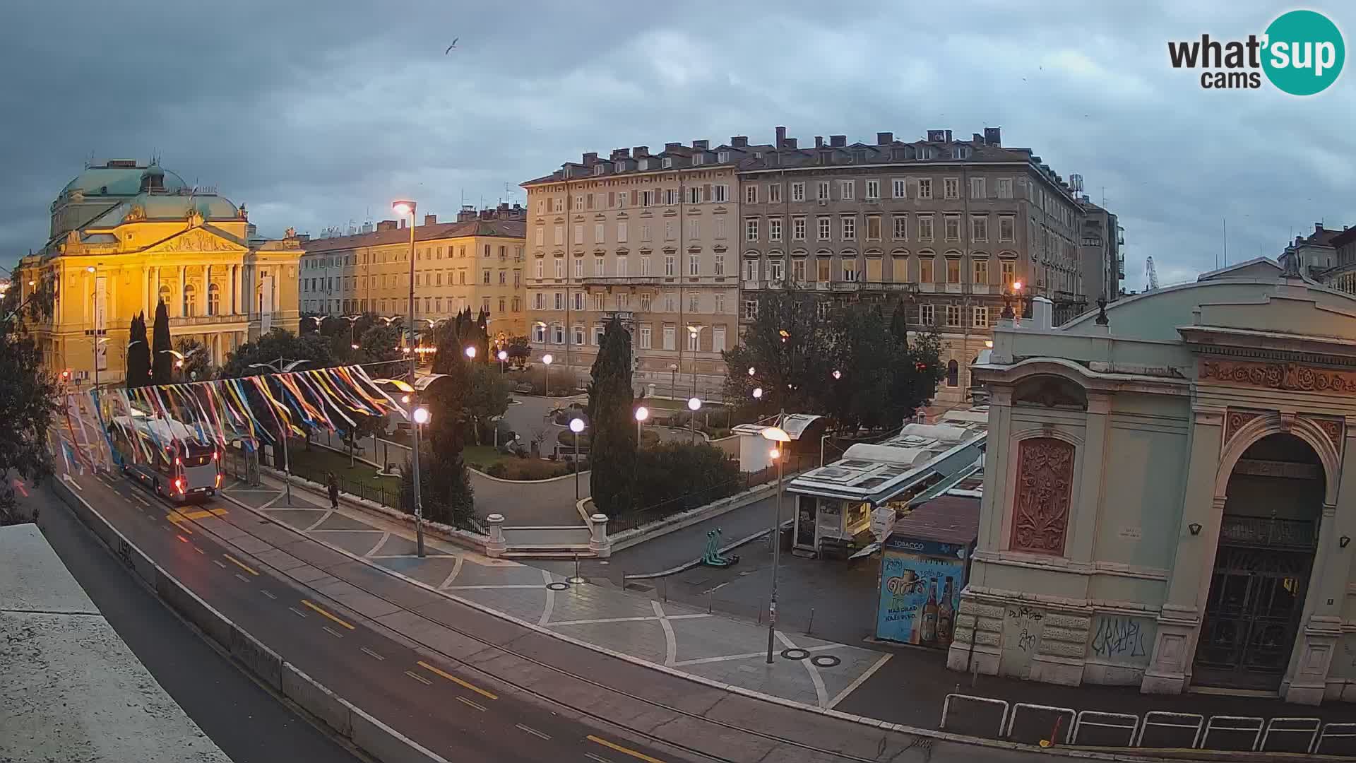 Webkam Rijeka – Park i Hrvatsko narodno kazalište Ivana pl. Zajc