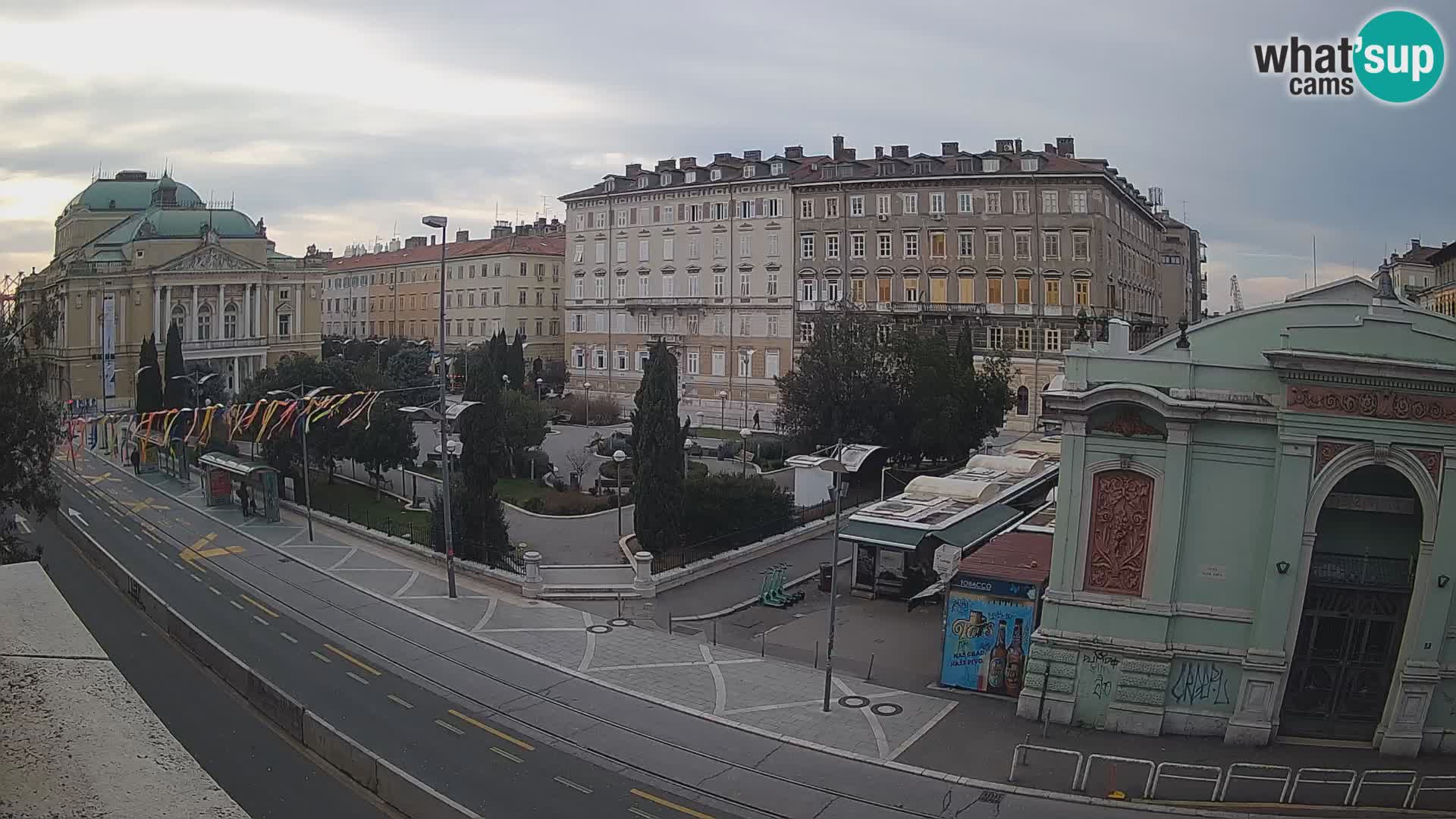 Webcam Rijeka – Park and  Croatian National Theatre Ivan pl. Zajc