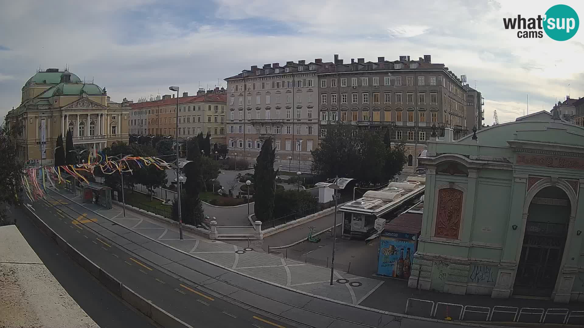 Webcam Rijeka – Parque i Teatro Nacional Croato Ivan pl. Zajc