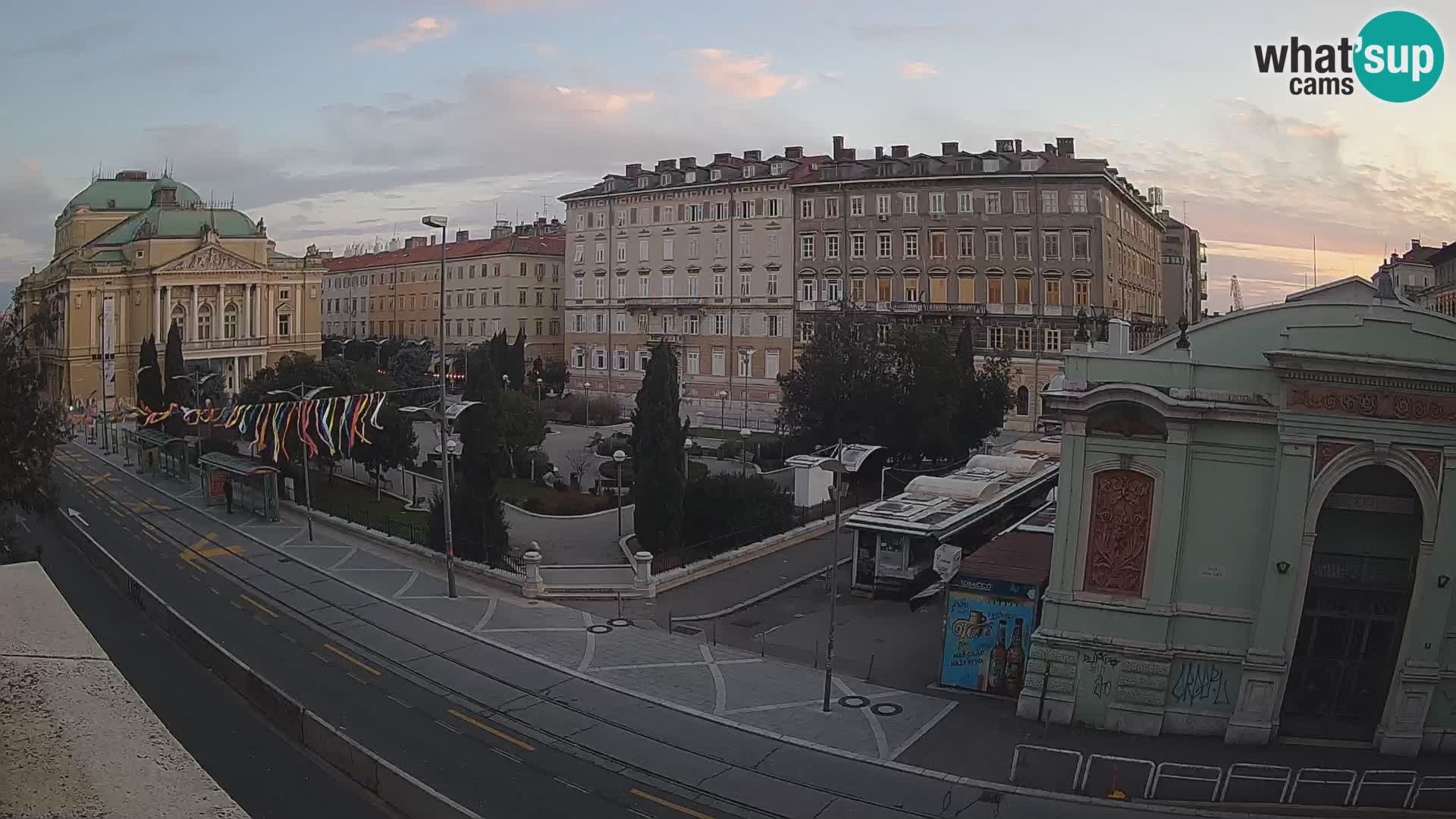 Webcam Rijeka – Park et Théâtre national croate Ivan pl. Zajc