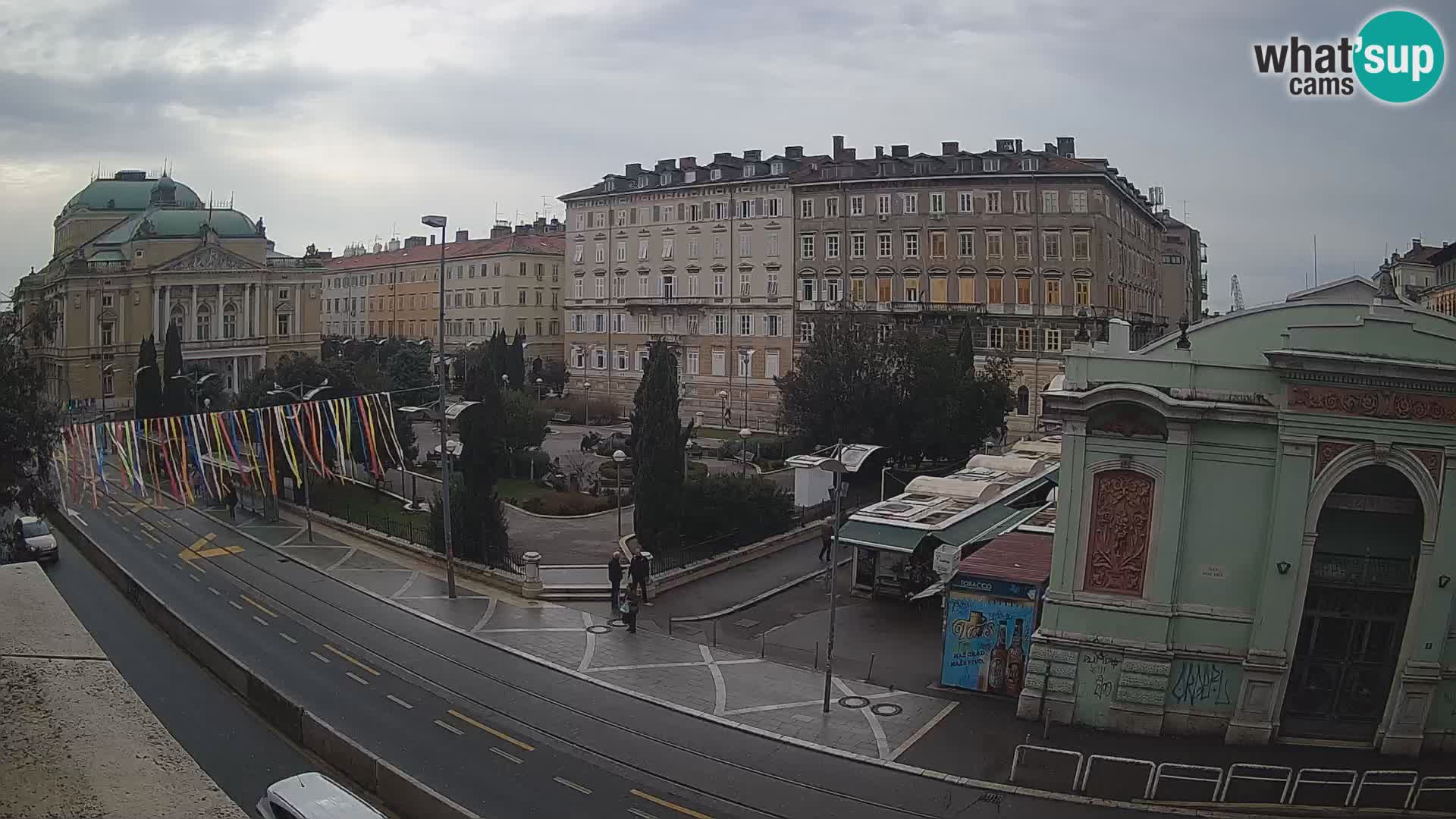 Webcam Rijeka – Park et Théâtre national croate Ivan pl. Zajc