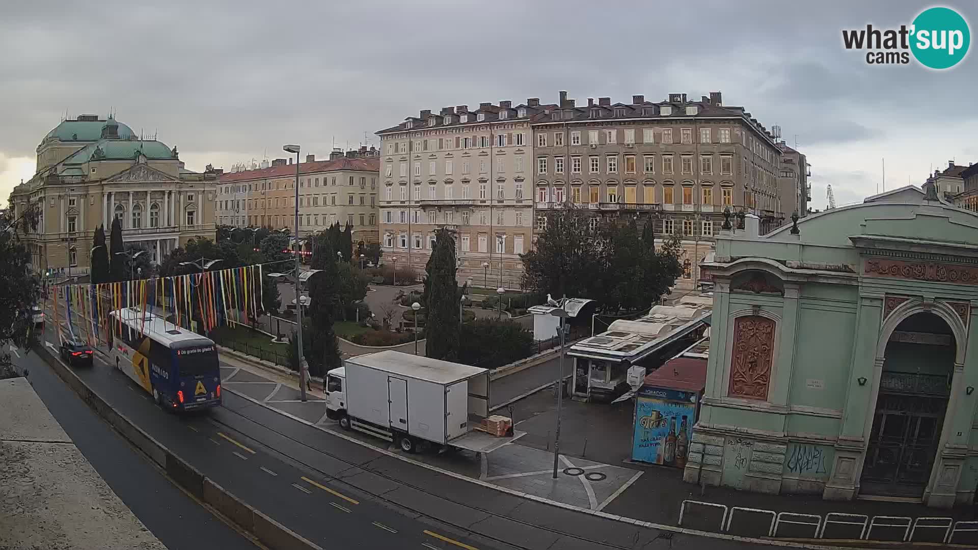 Webcam Rijeka – Park and  Croatian National Theatre Ivan pl. Zajc