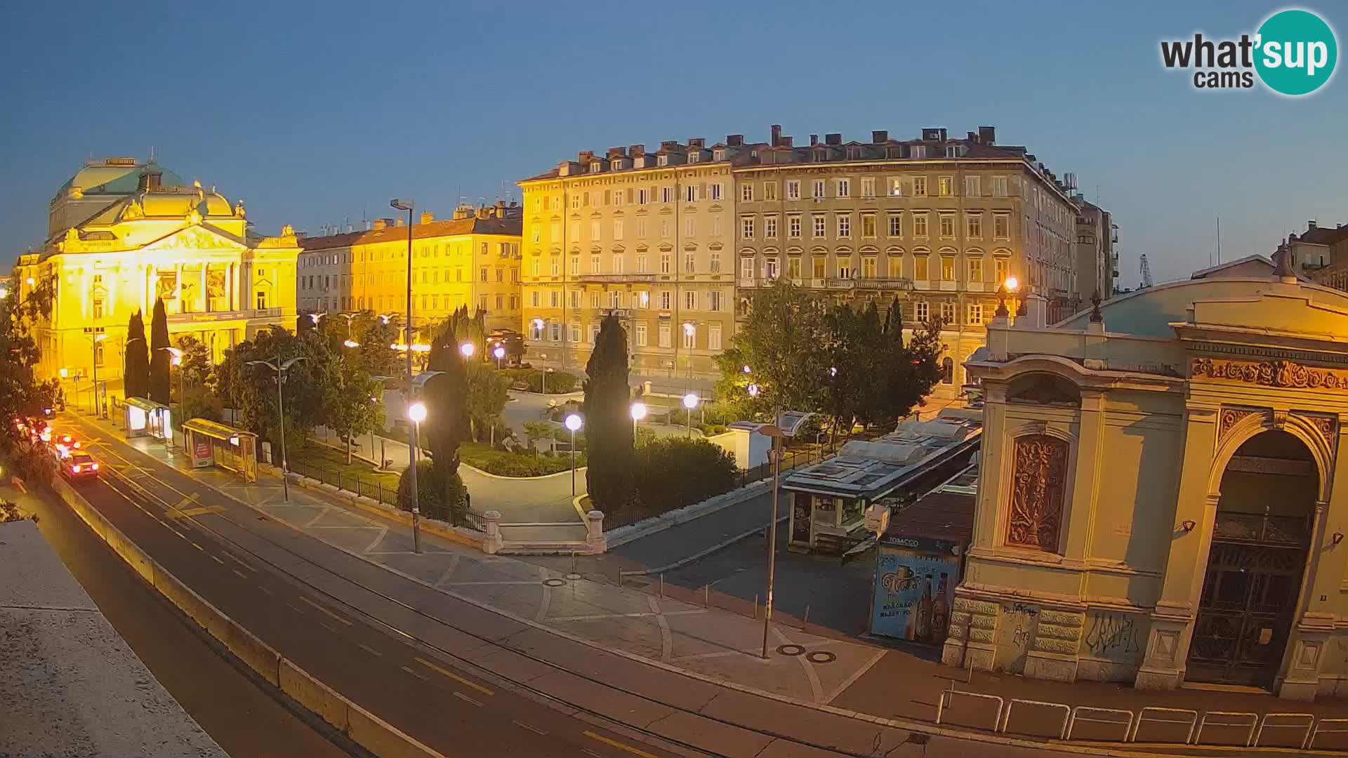 Webcam Rijeka – Park et Théâtre national croate Ivan pl. Zajc