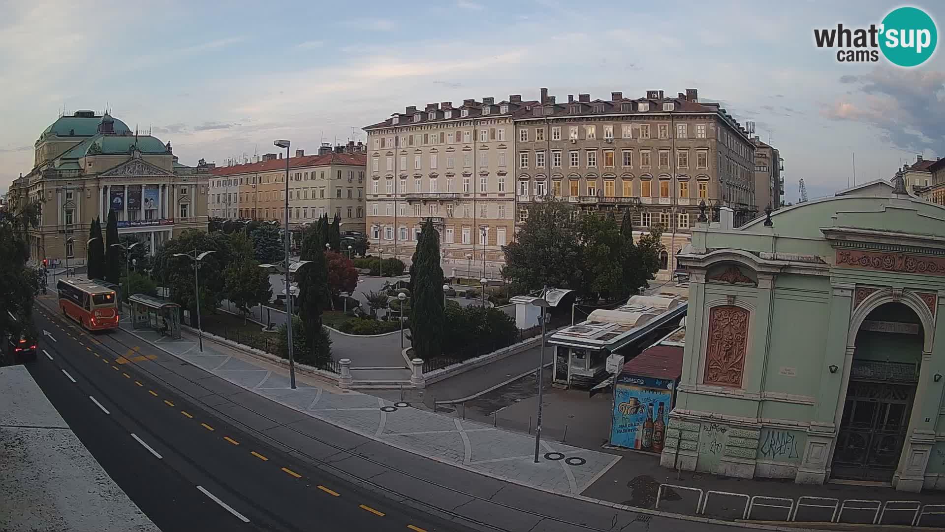 Webcam Rijeka – Park et Théâtre national croate Ivan pl. Zajc