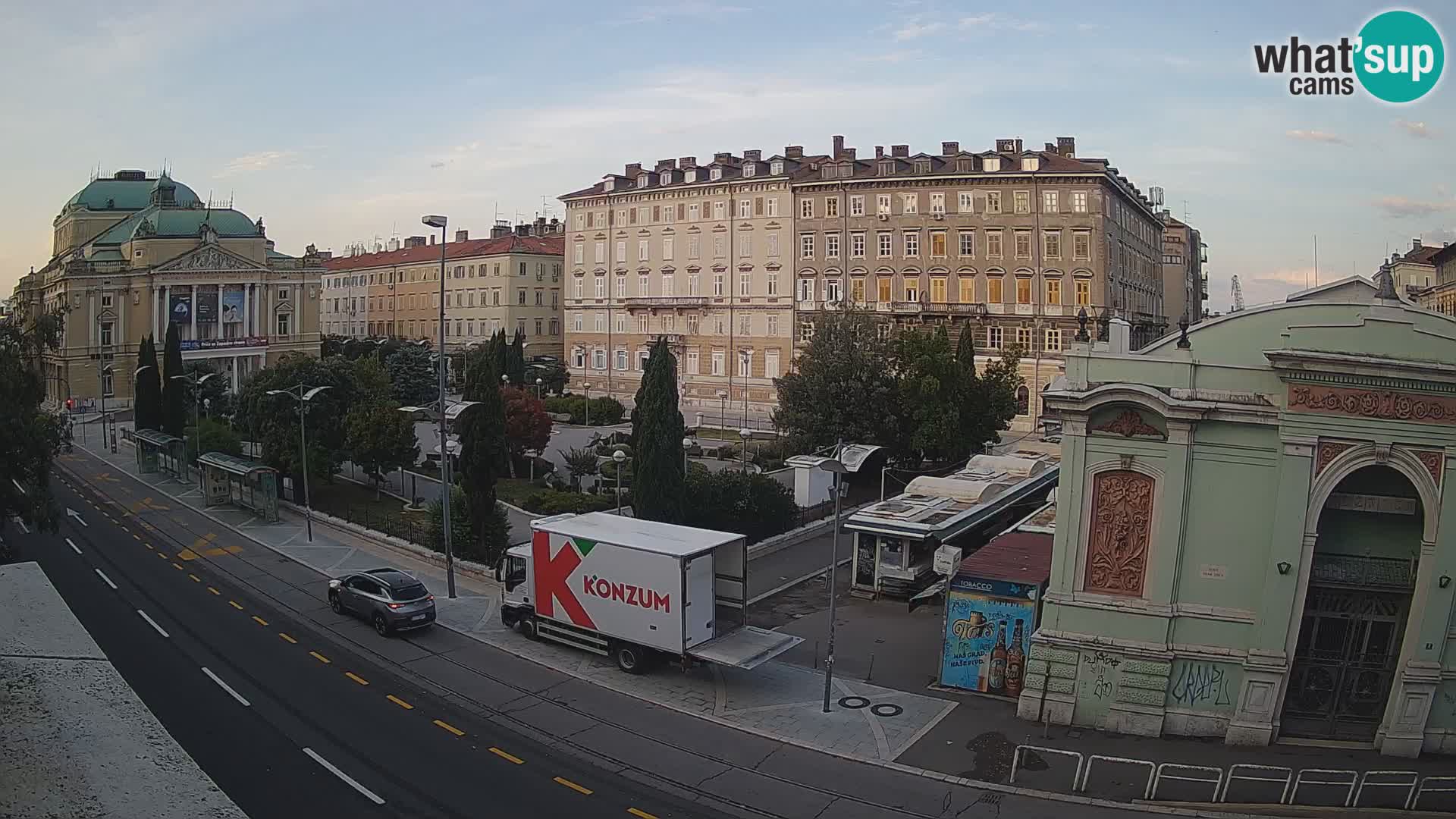 Webcam Rijeka – Park et Théâtre national croate Ivan pl. Zajc
