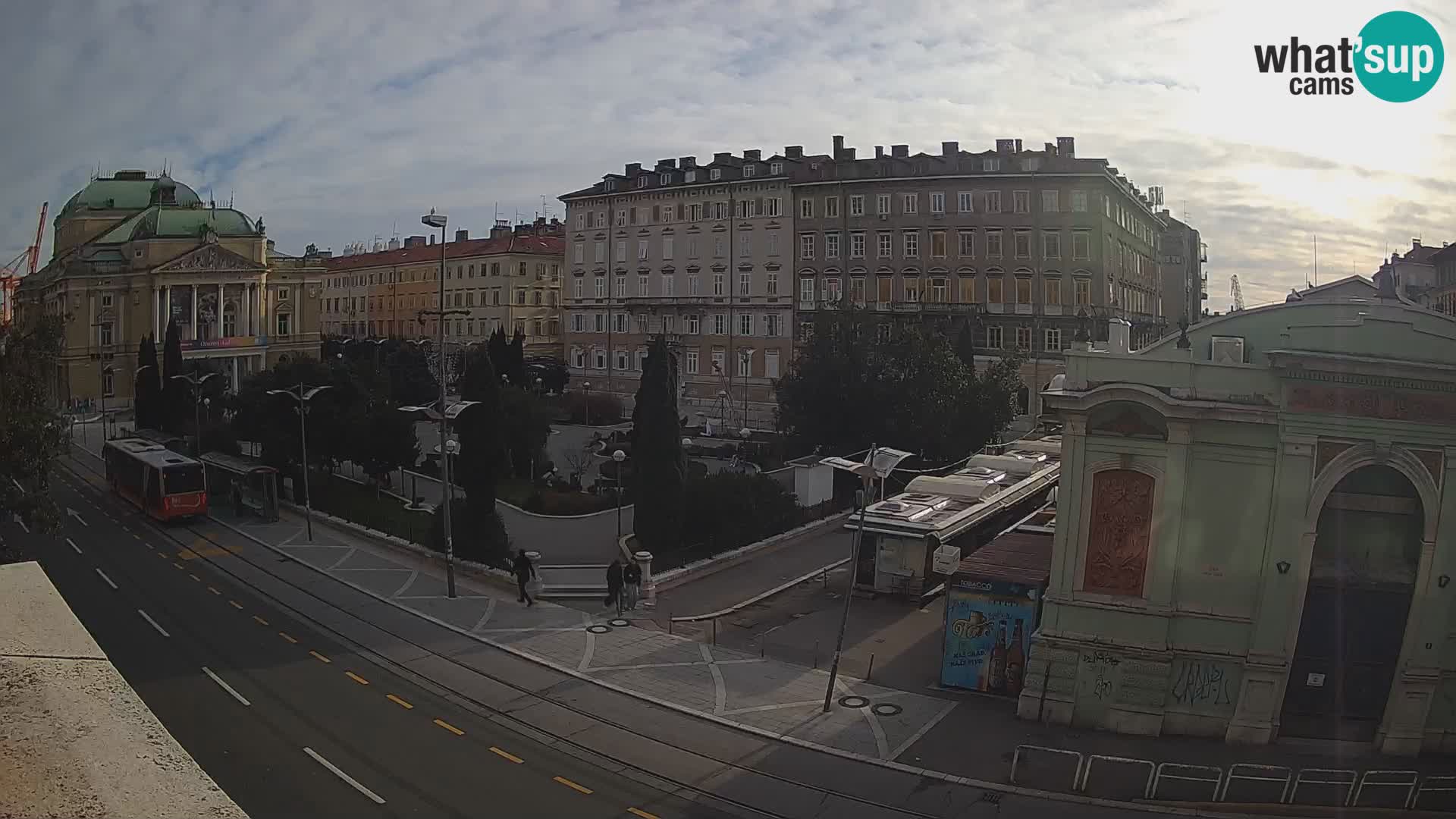 Webcam Rijeka – Park and  Croatian National Theatre Ivan pl. Zajc