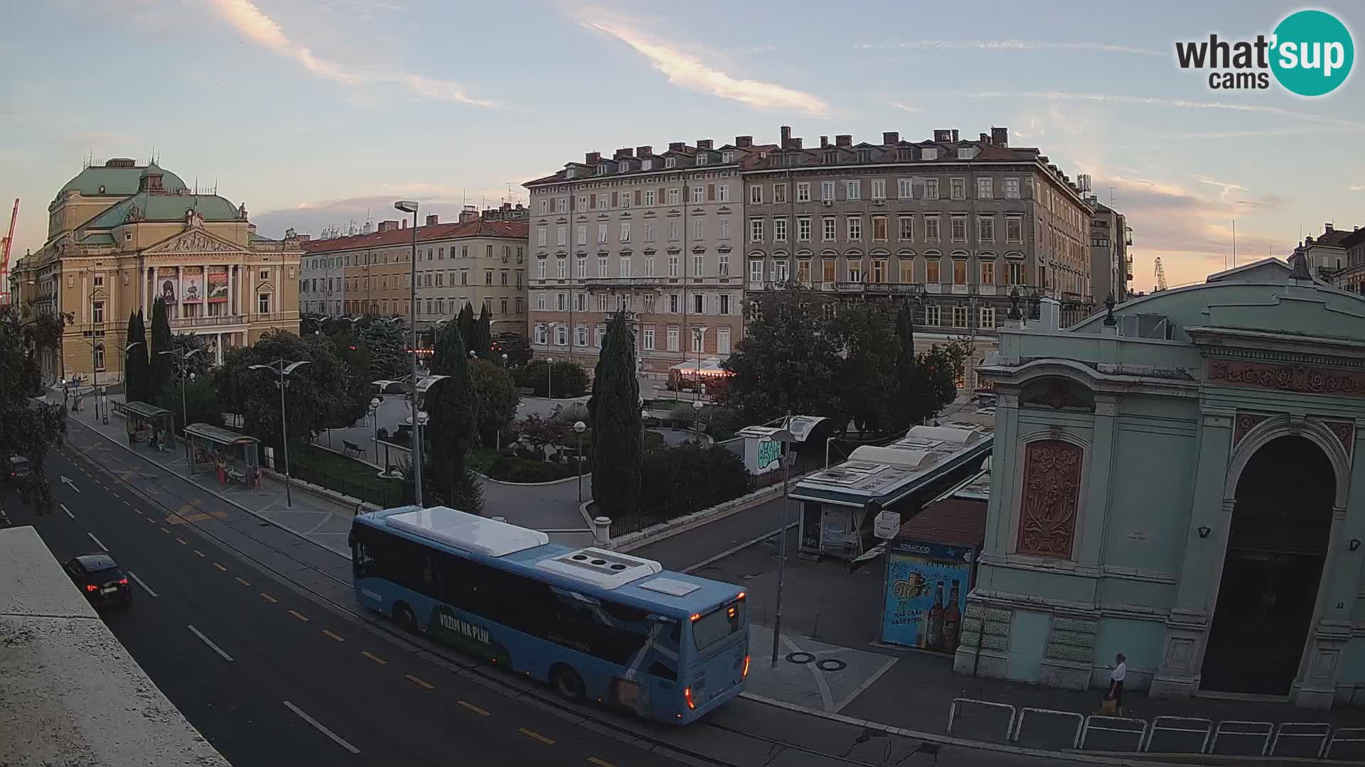 Webcam Rijeka – Park et Théâtre national croate Ivan pl. Zajc