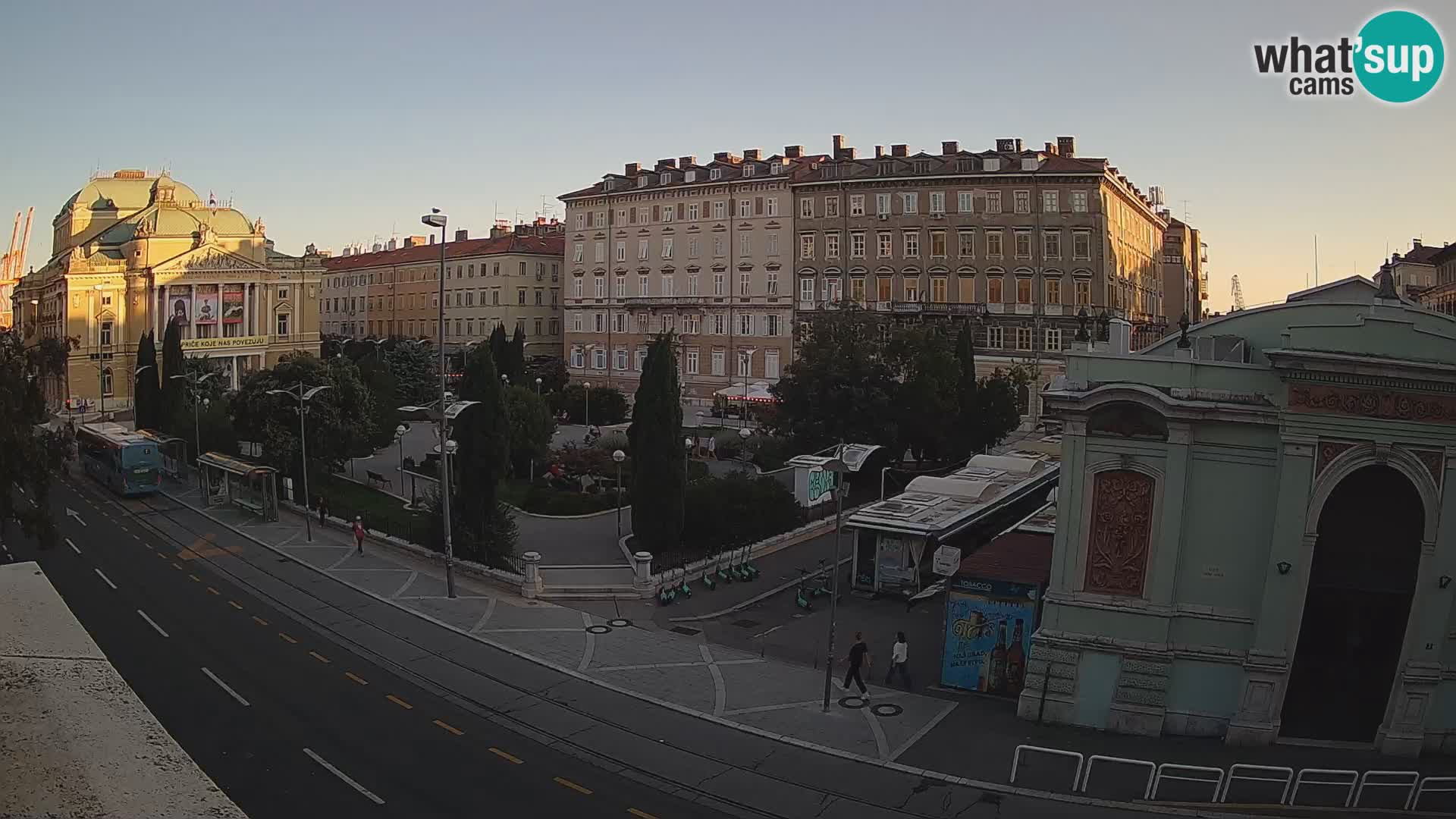 Webcam Rijeka – Park and  Croatian National Theatre Ivan pl. Zajc