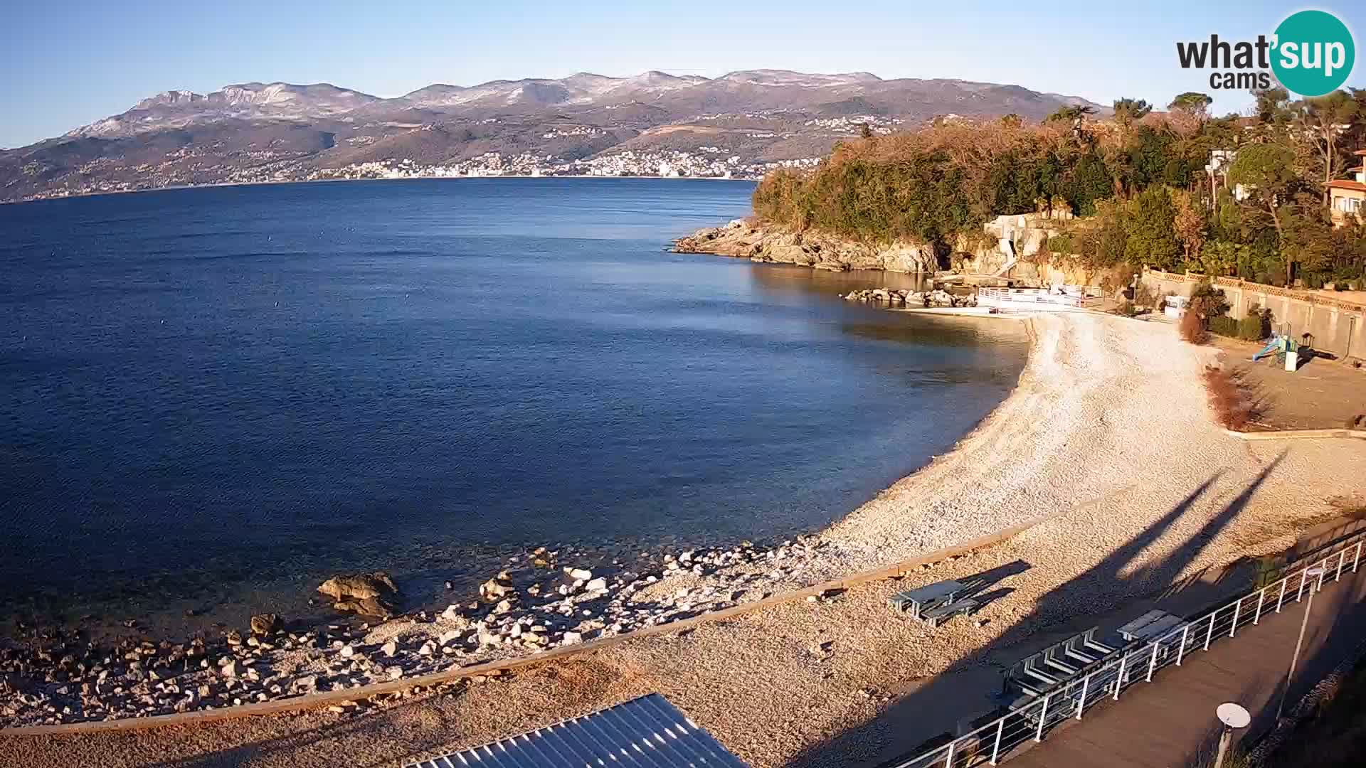 LIVE Webcam Rijeka beach Swimming pools Kantrida