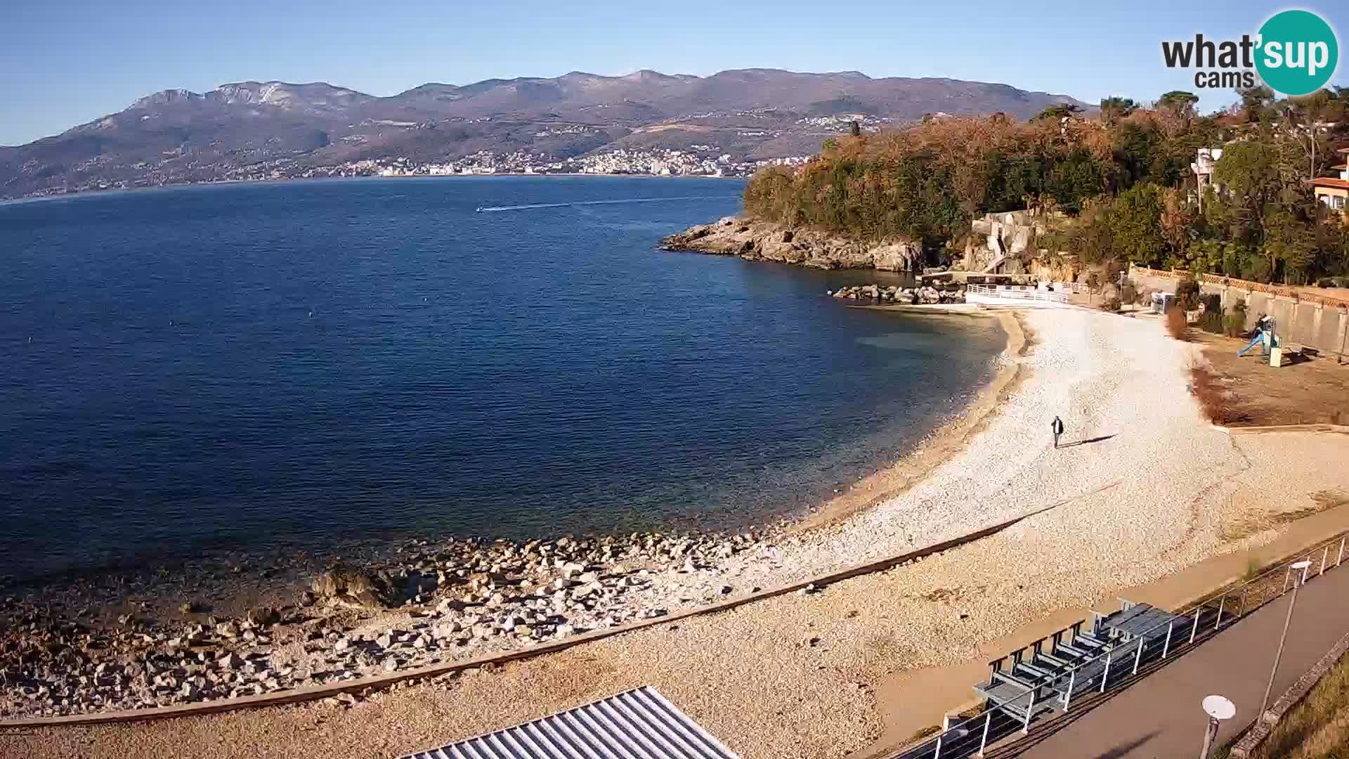 LIVE Webcam Rijeka beach Swimming pools Kantrida