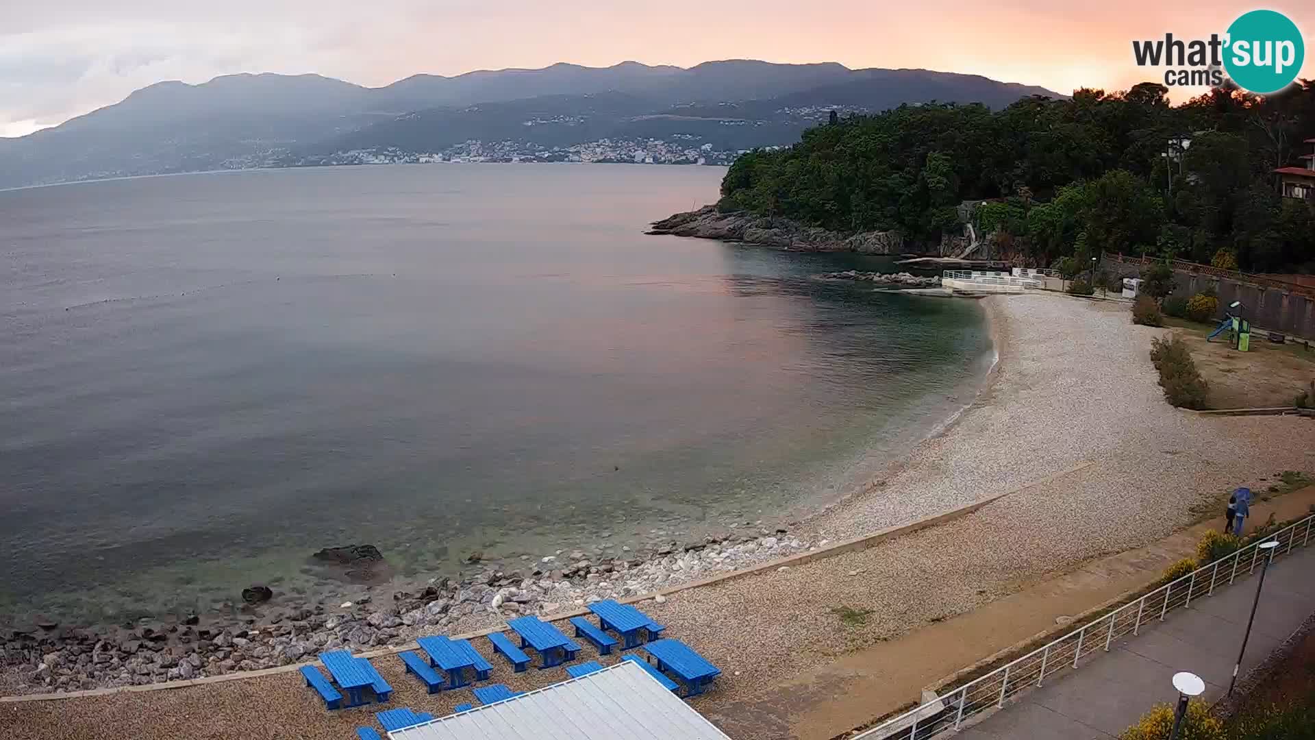 Reka Spletna kamera  plaža pri Bazenih Kantrida