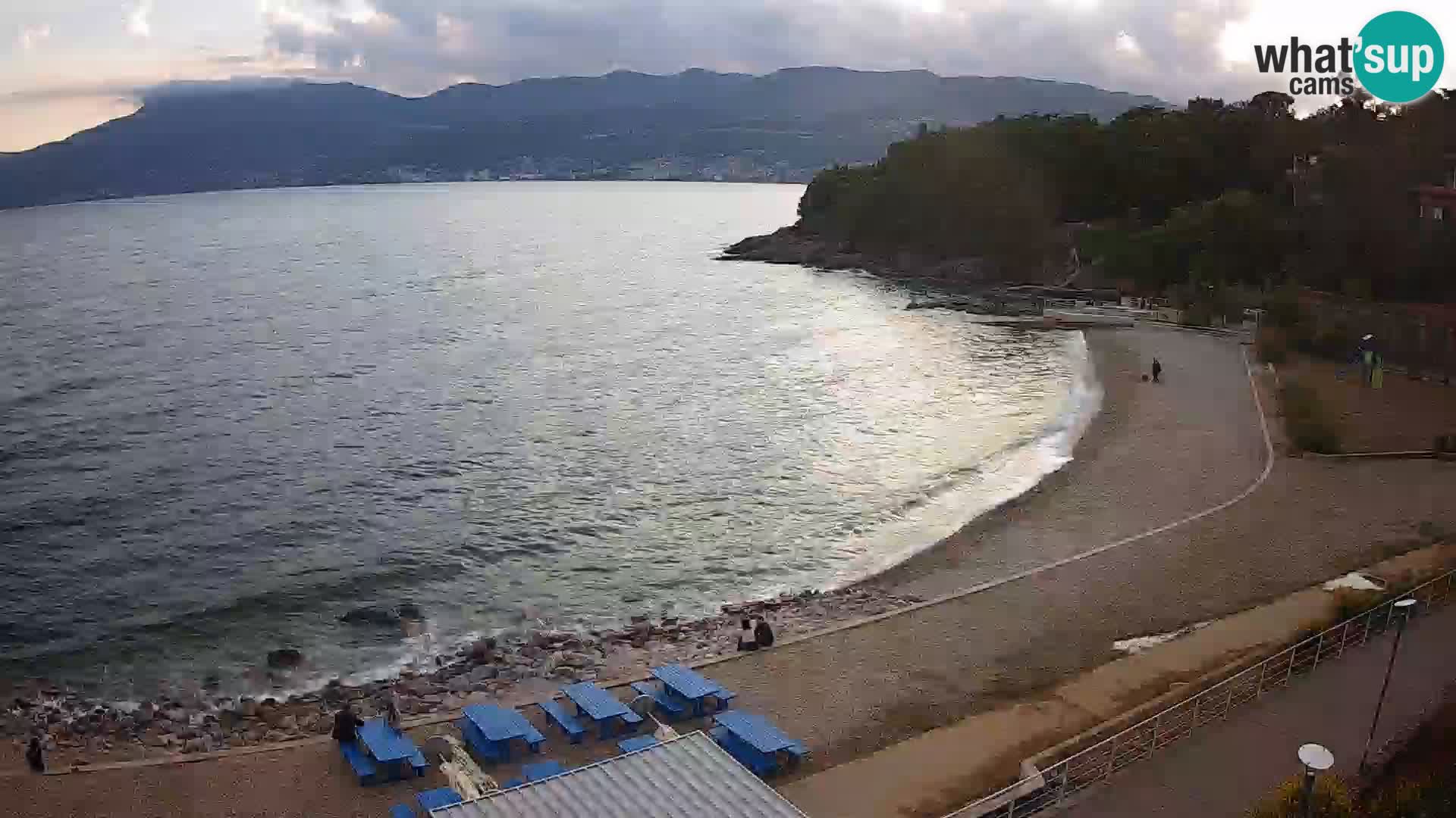 LIVE Webcam Rijeka beach Swimming pools Kantrida