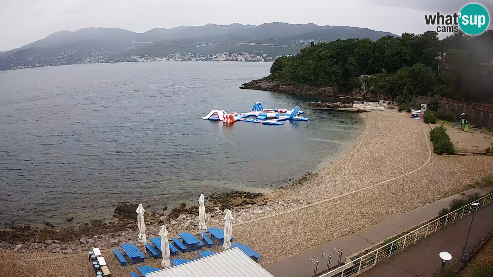 Reka Spletna kamera  plaža pri Bazenih Kantrida