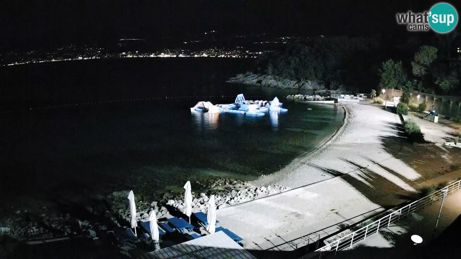 Reka Spletna kamera  plaža pri Bazenih Kantrida