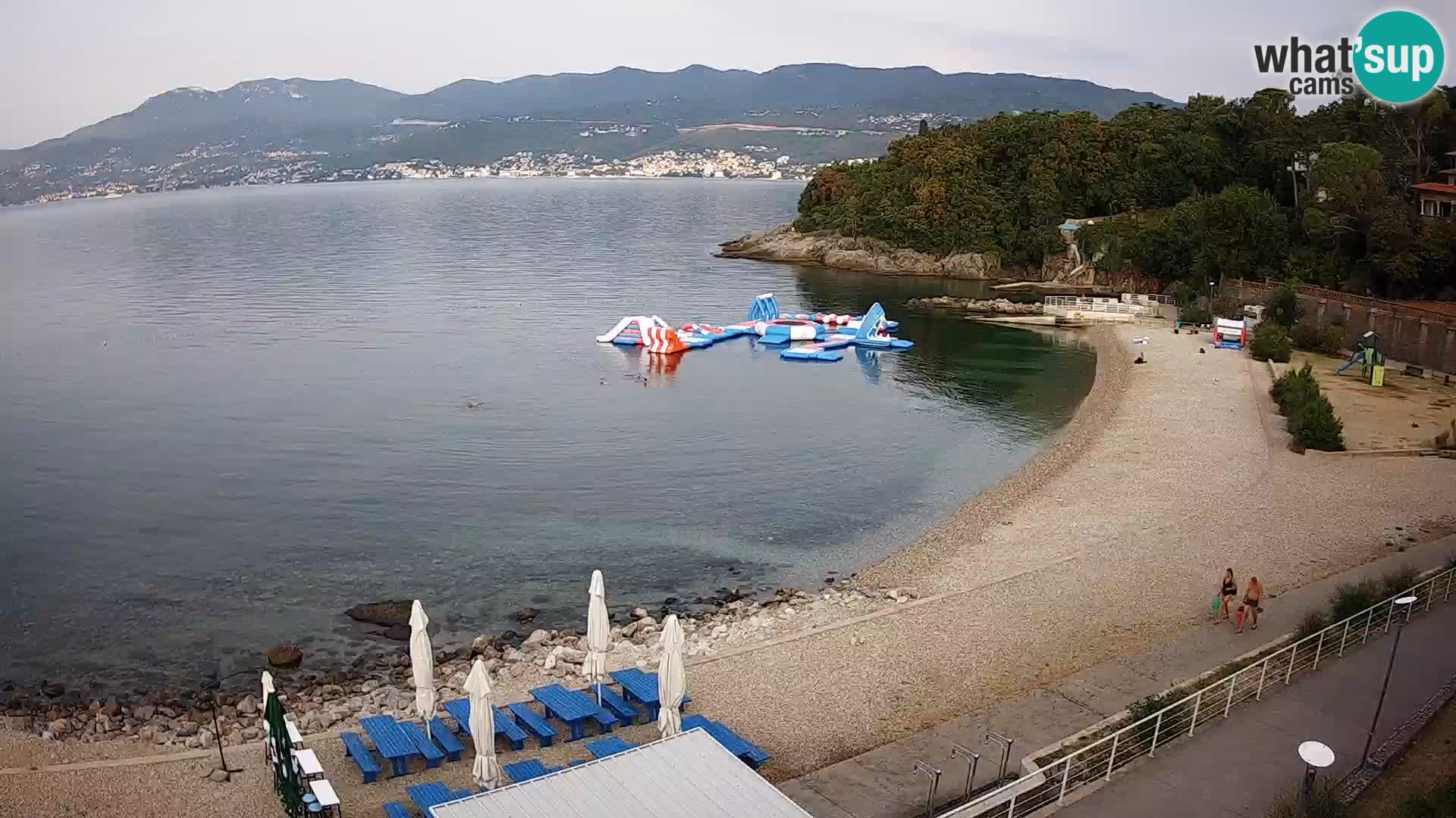 Reka Spletna kamera  plaža pri Bazenih Kantrida