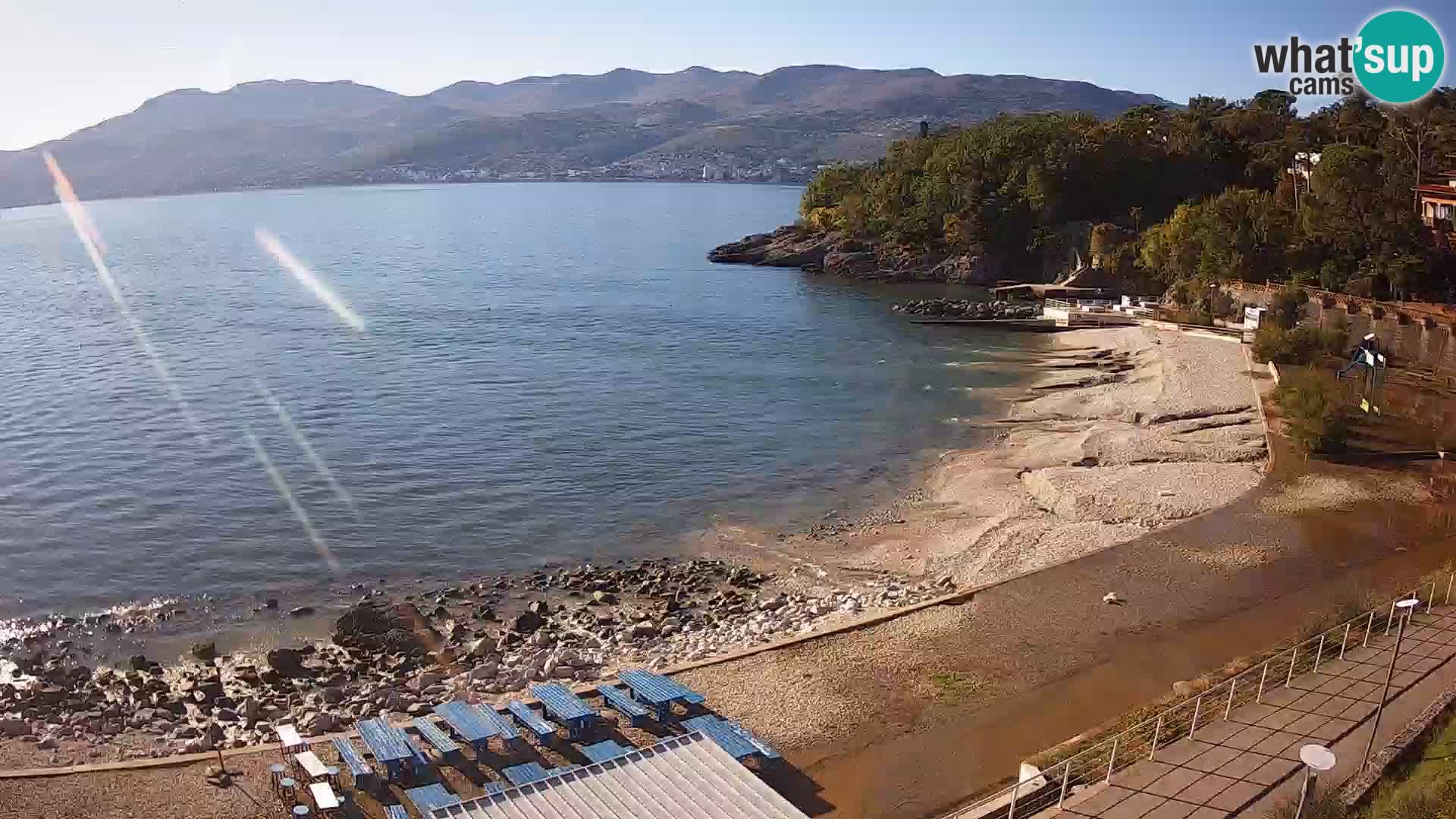 Reka Spletna kamera  plaža pri Bazenih Kantrida