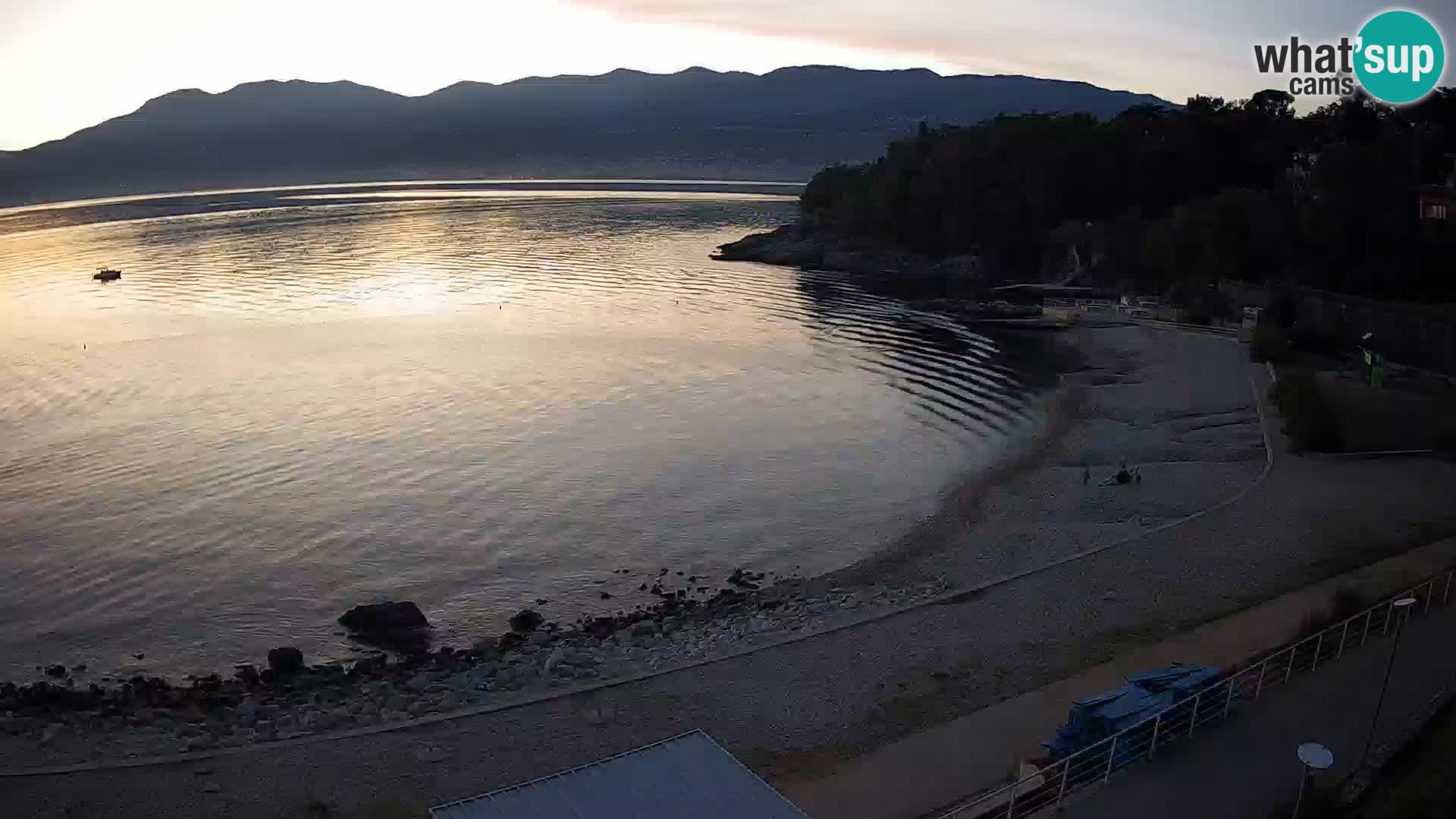 Reka Spletna kamera  plaža pri Bazenih Kantrida