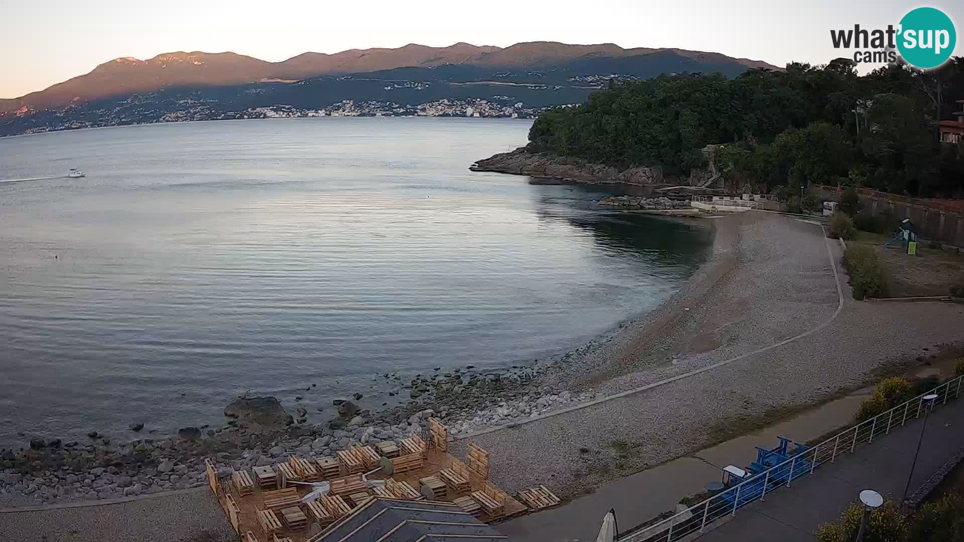 LIVE Webcam Rijeka beach Swimming pools Kantrida
