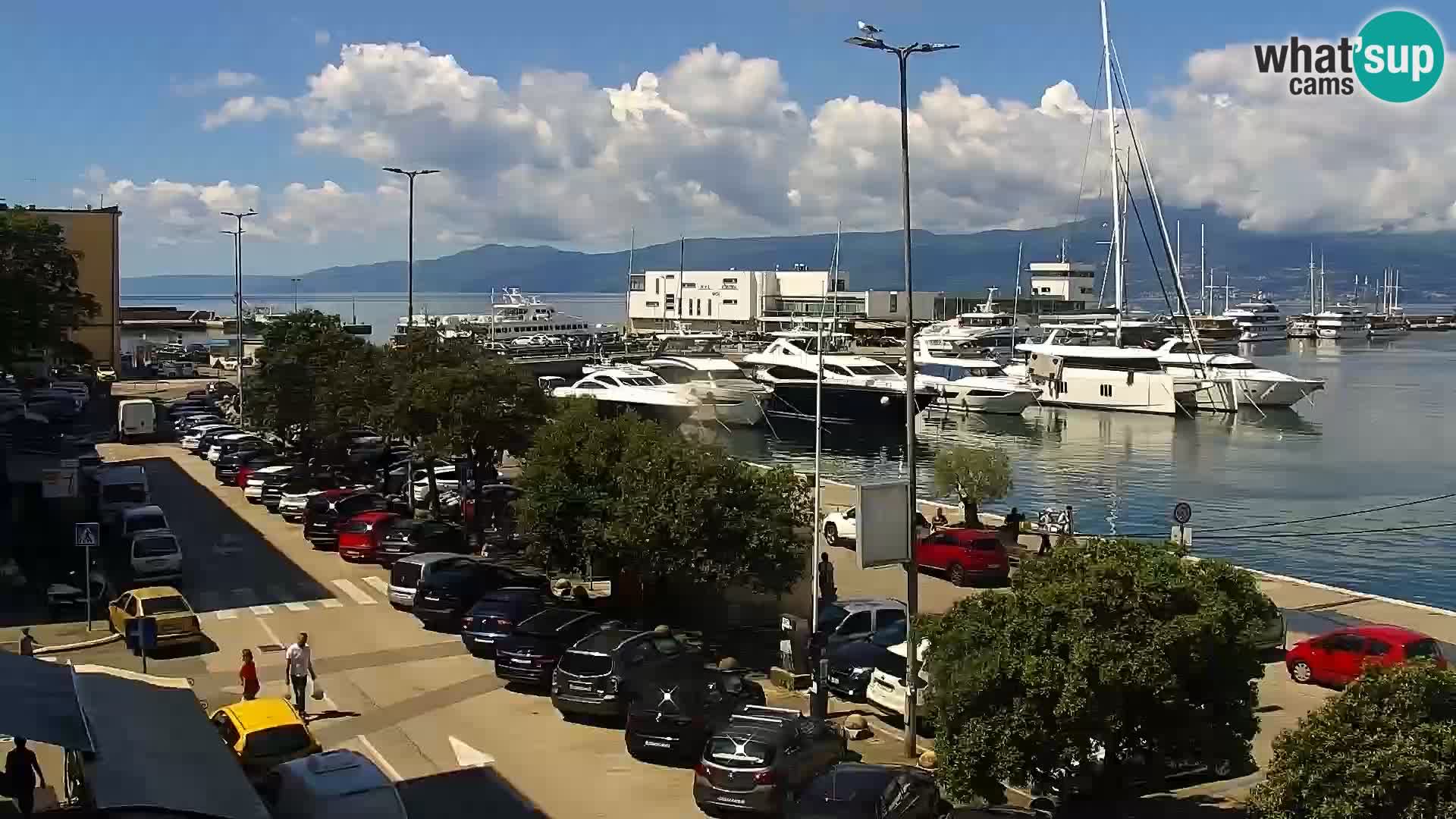 Riva in Marina v Reki – Spletna kamera v živo Hrvaška