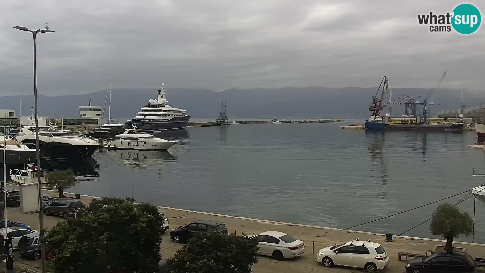 La Riva y Marina en Rijeka – Webcam en vivo Croacia