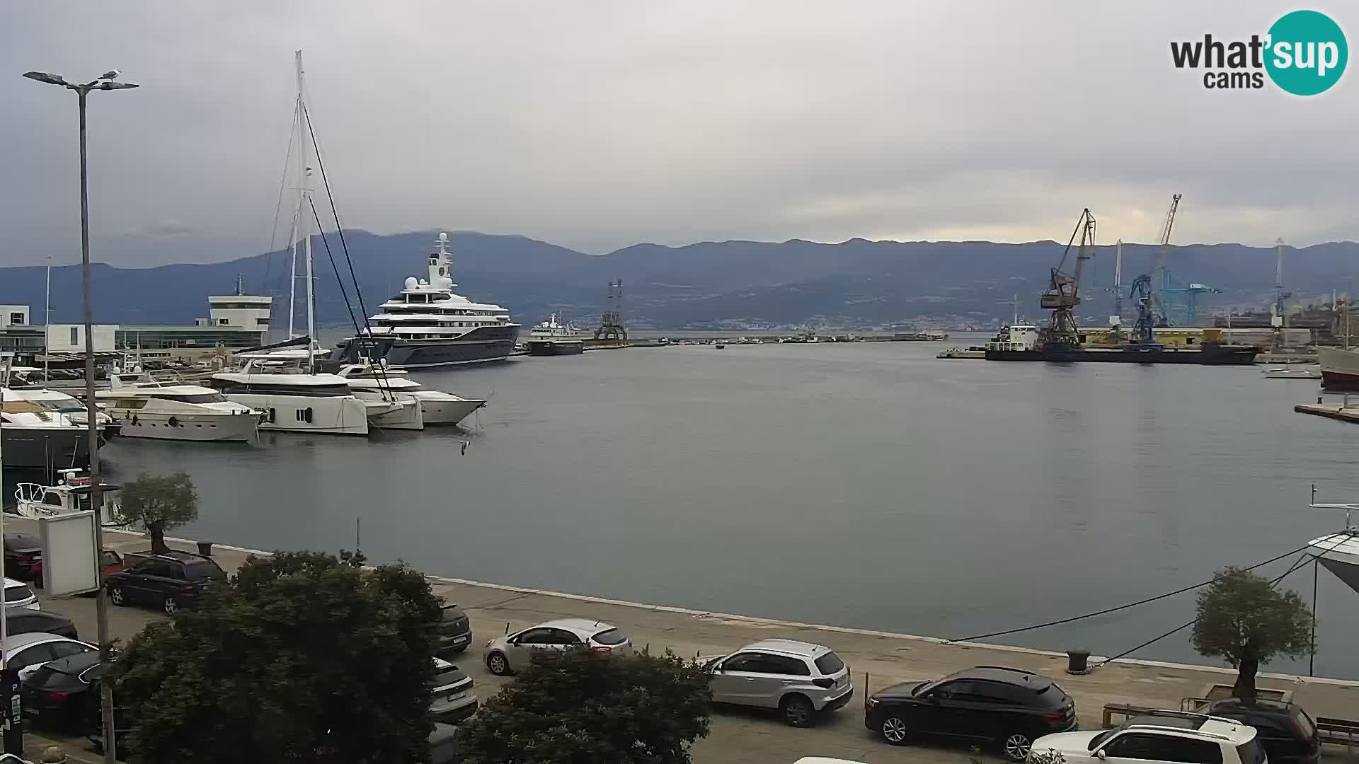 La Riva y Marina en Rijeka – Webcam en vivo Croacia