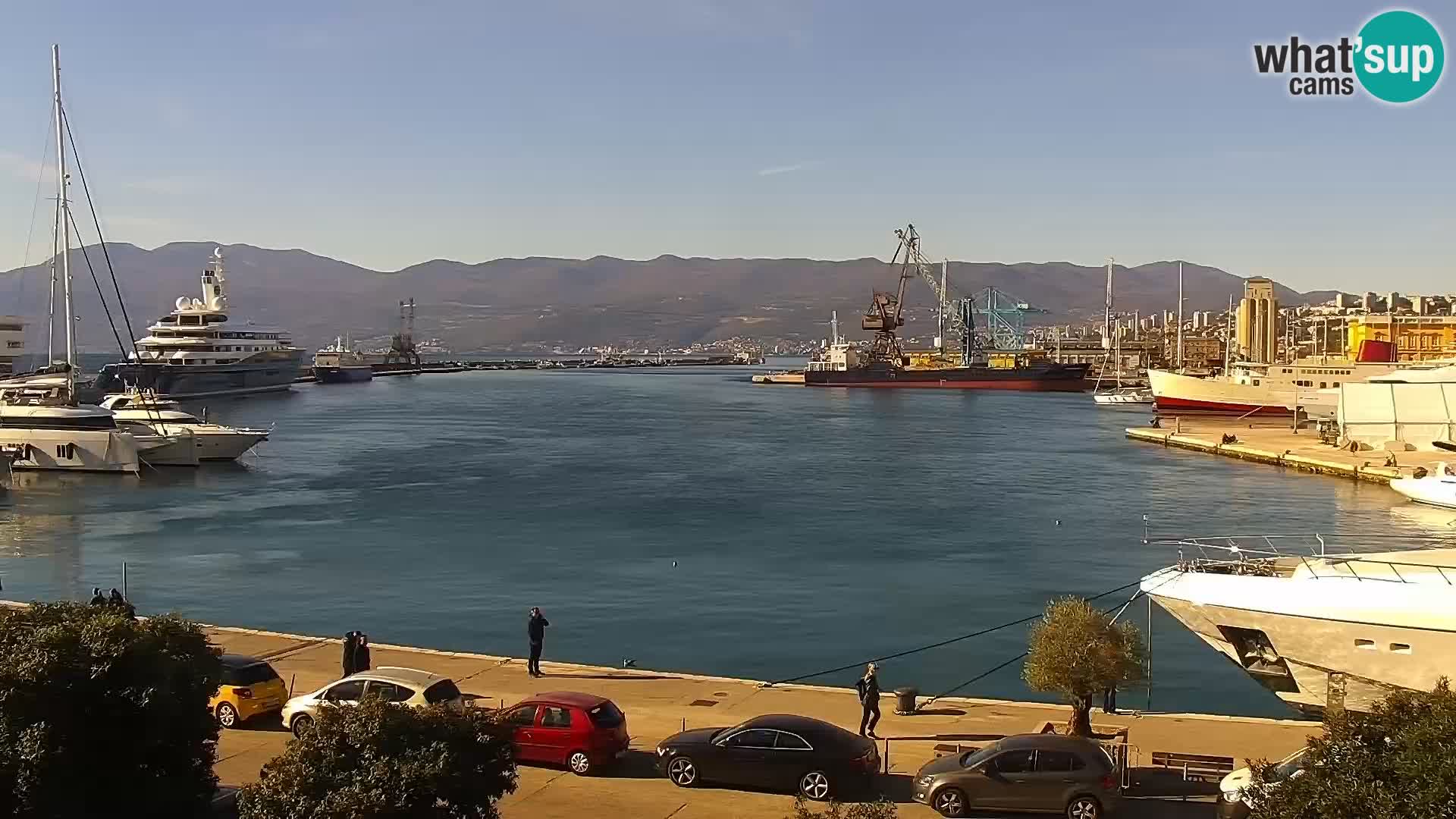 La Riva y Marina en Rijeka – Webcam en vivo Croacia