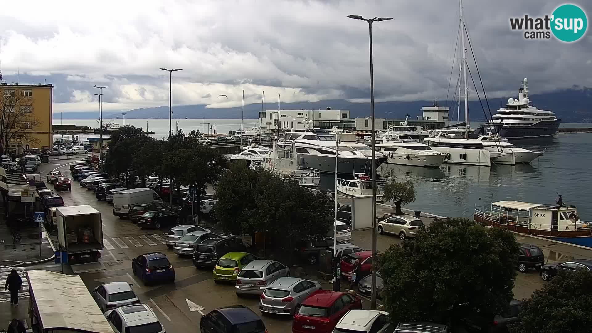 La Riva y Marina en Rijeka – Webcam en vivo Croacia