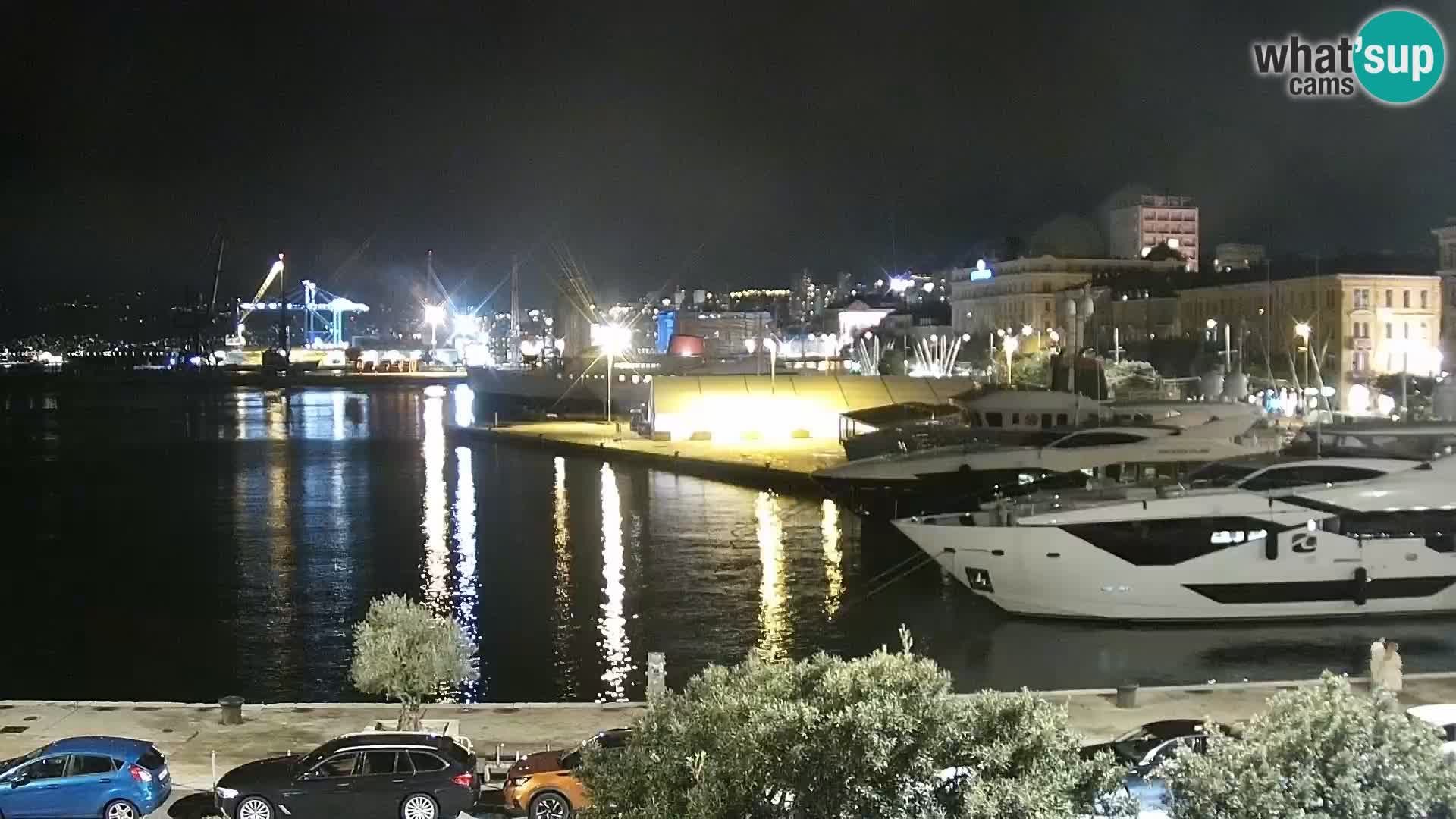 Riva in Marina v Reki – Spletna kamera v živo Hrvaška