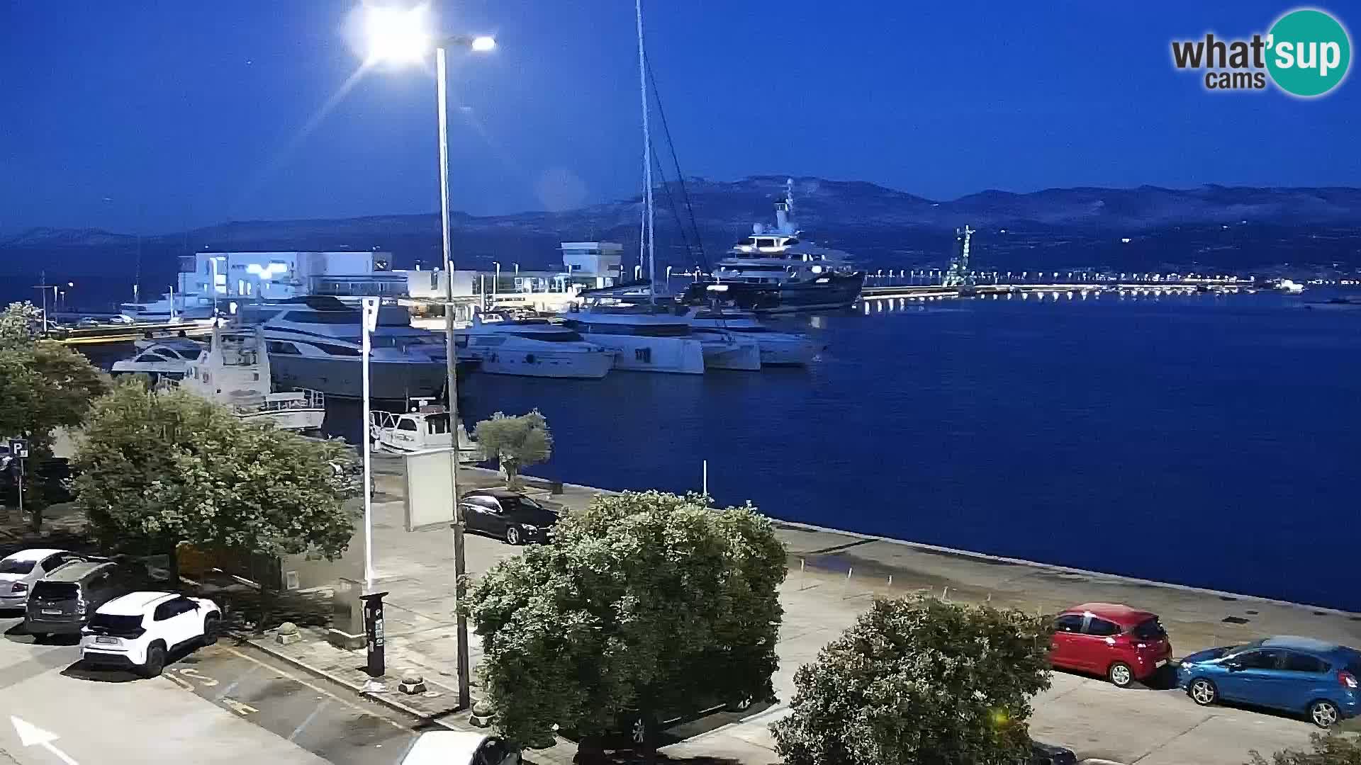 Riva in Marina v Reki – Spletna kamera v živo Hrvaška