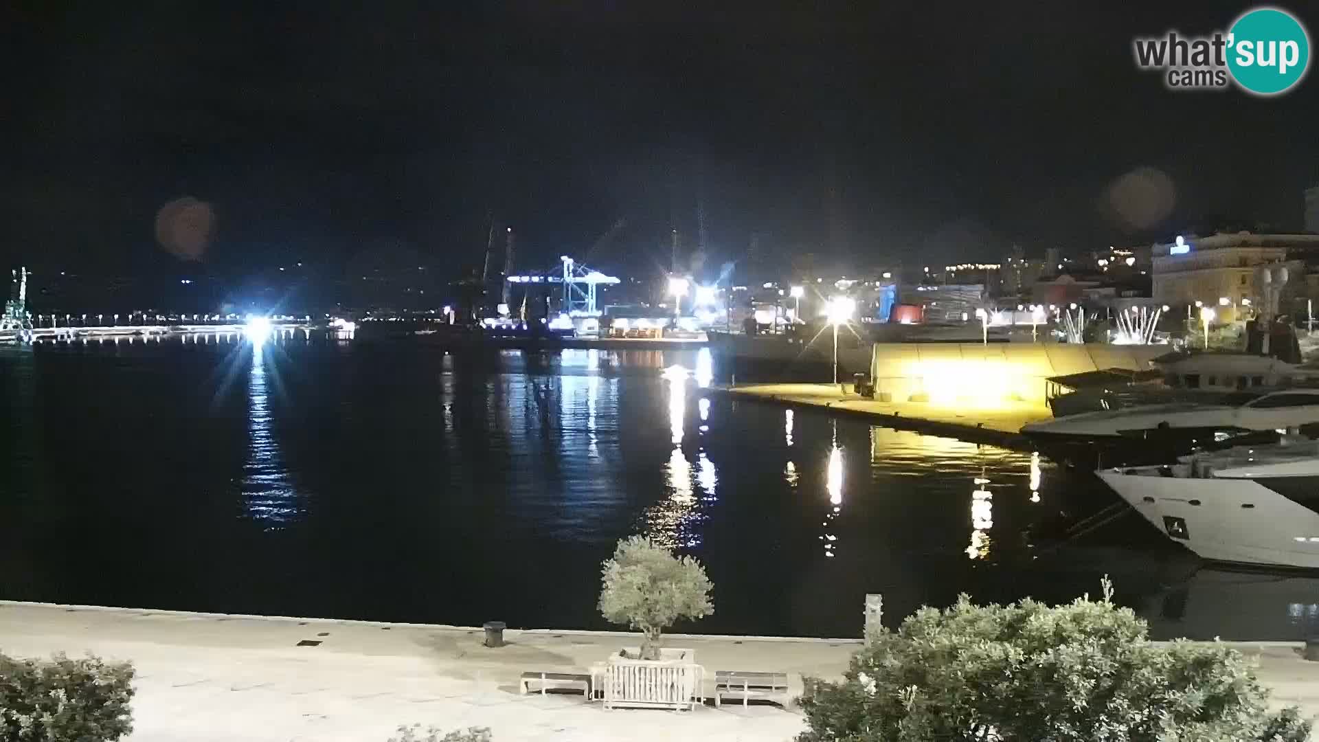 La Riva y Marina en Rijeka – Webcam en vivo Croacia